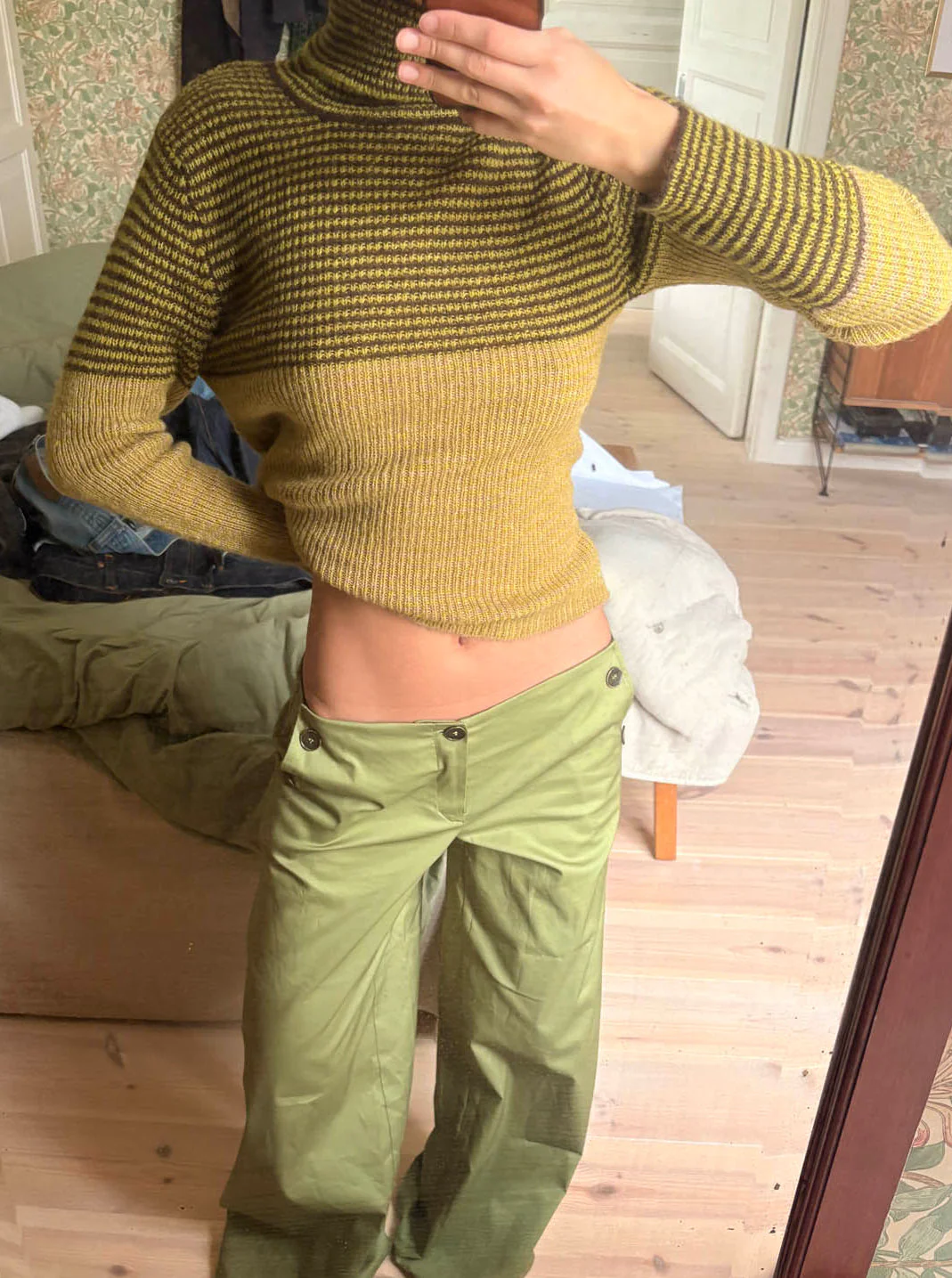 Swela knit with turtleneck - Green/brown 6 Swela knit with turtleneck - Green/brown