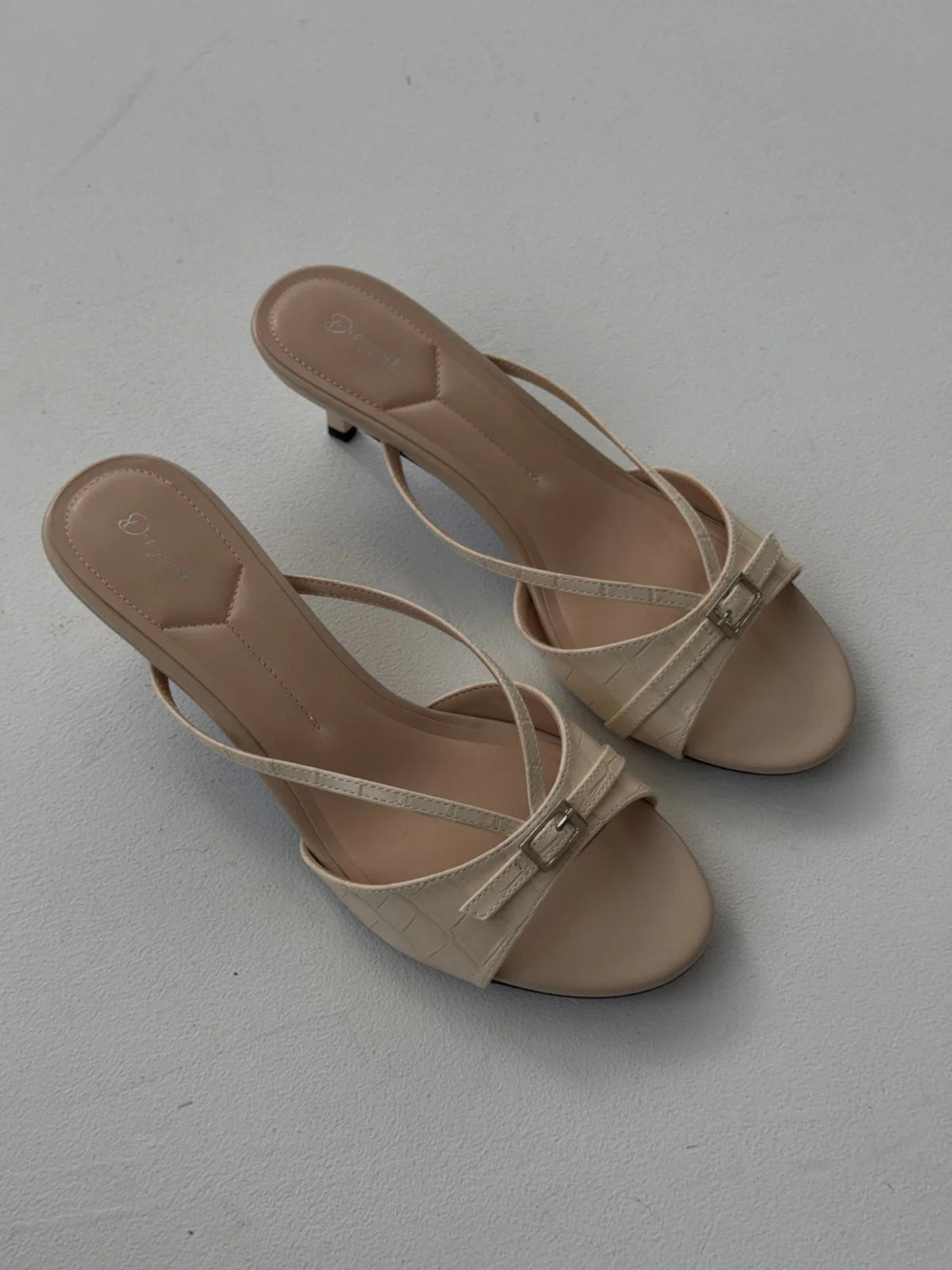 Teleo mini heels with buckle detail - Cream 13 Teleo mini heels with buckle detail - Cream