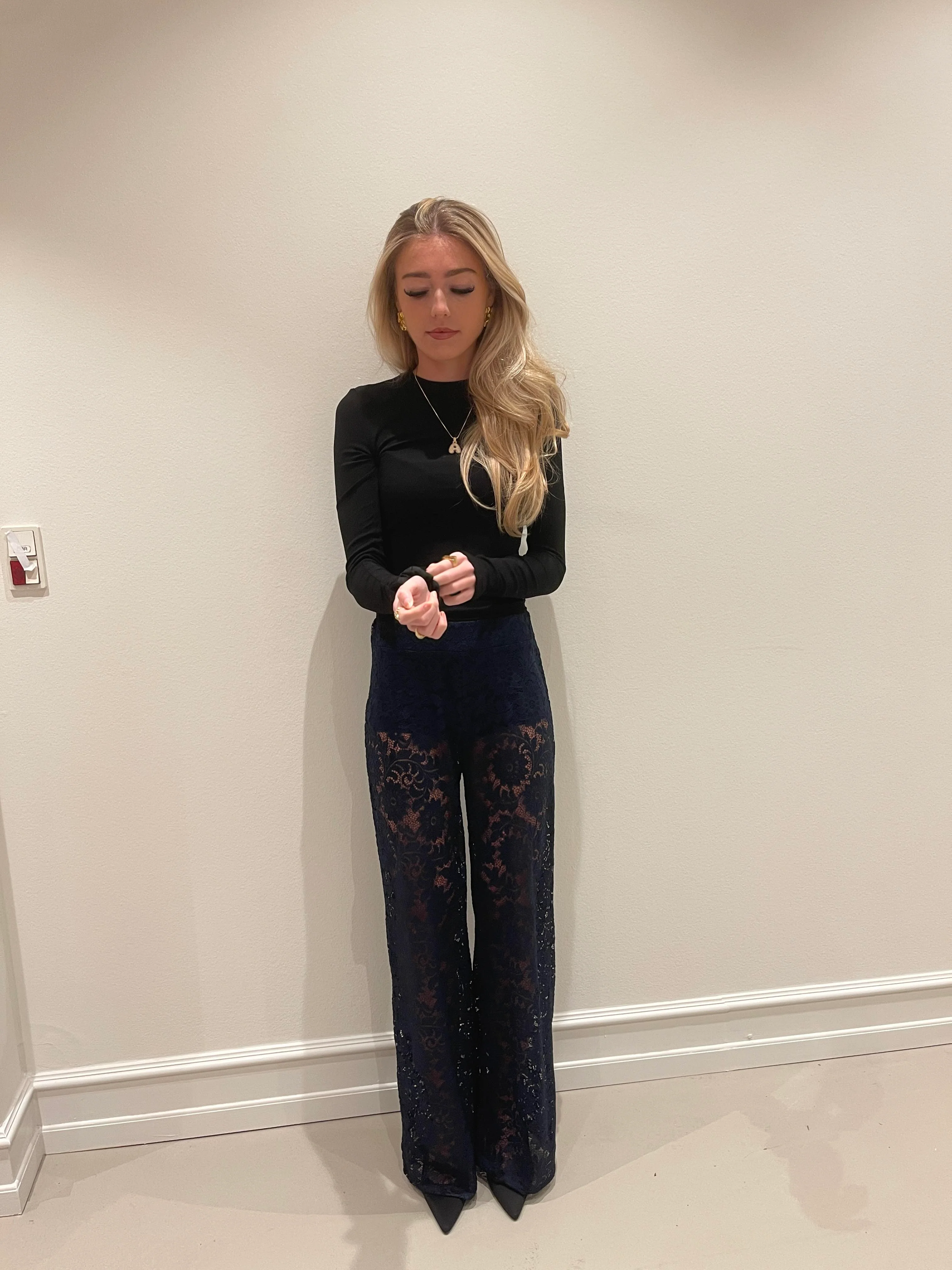 Marla lace pants - Navy 9 Marla lace pants - Navy