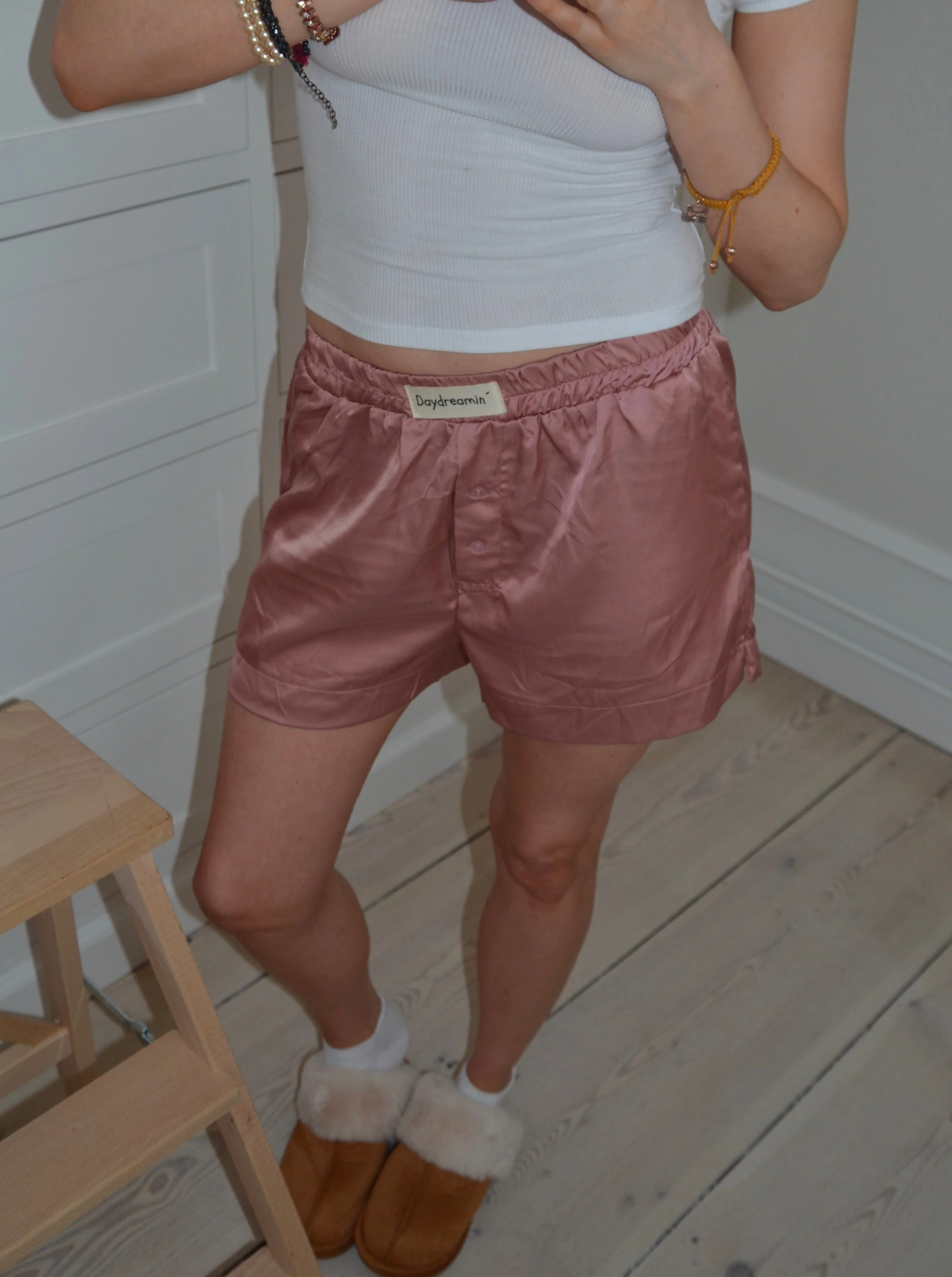 "Day dreamin´" satin pajamas shorts - Rose pink 7 "Day dreamin´" satin pajamas shorts - Rose pink