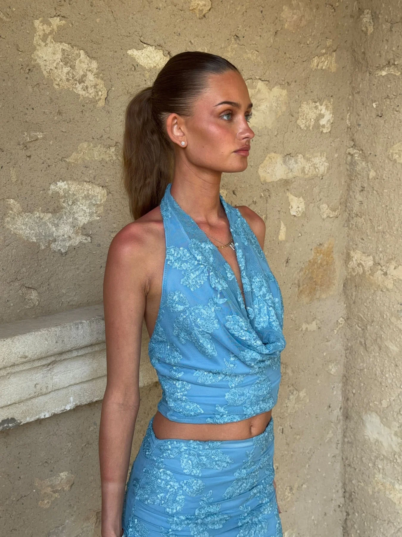 Aladina top with sequins flowers - Blue 6 Aladina top with sequins flowers - Blue