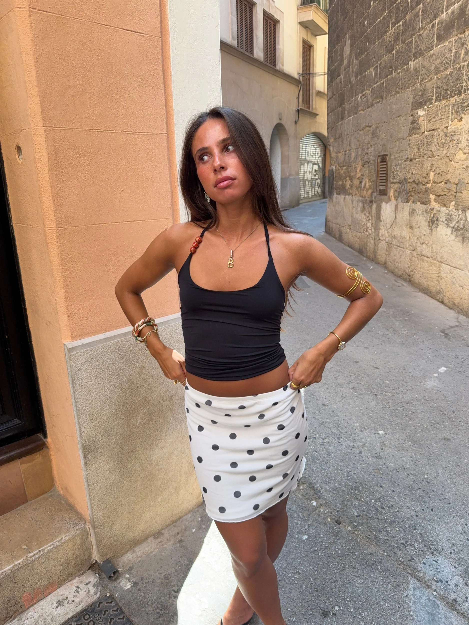 Brooks top with pearls - Black/orange 1 Brooks top with pearls - Black/orange
