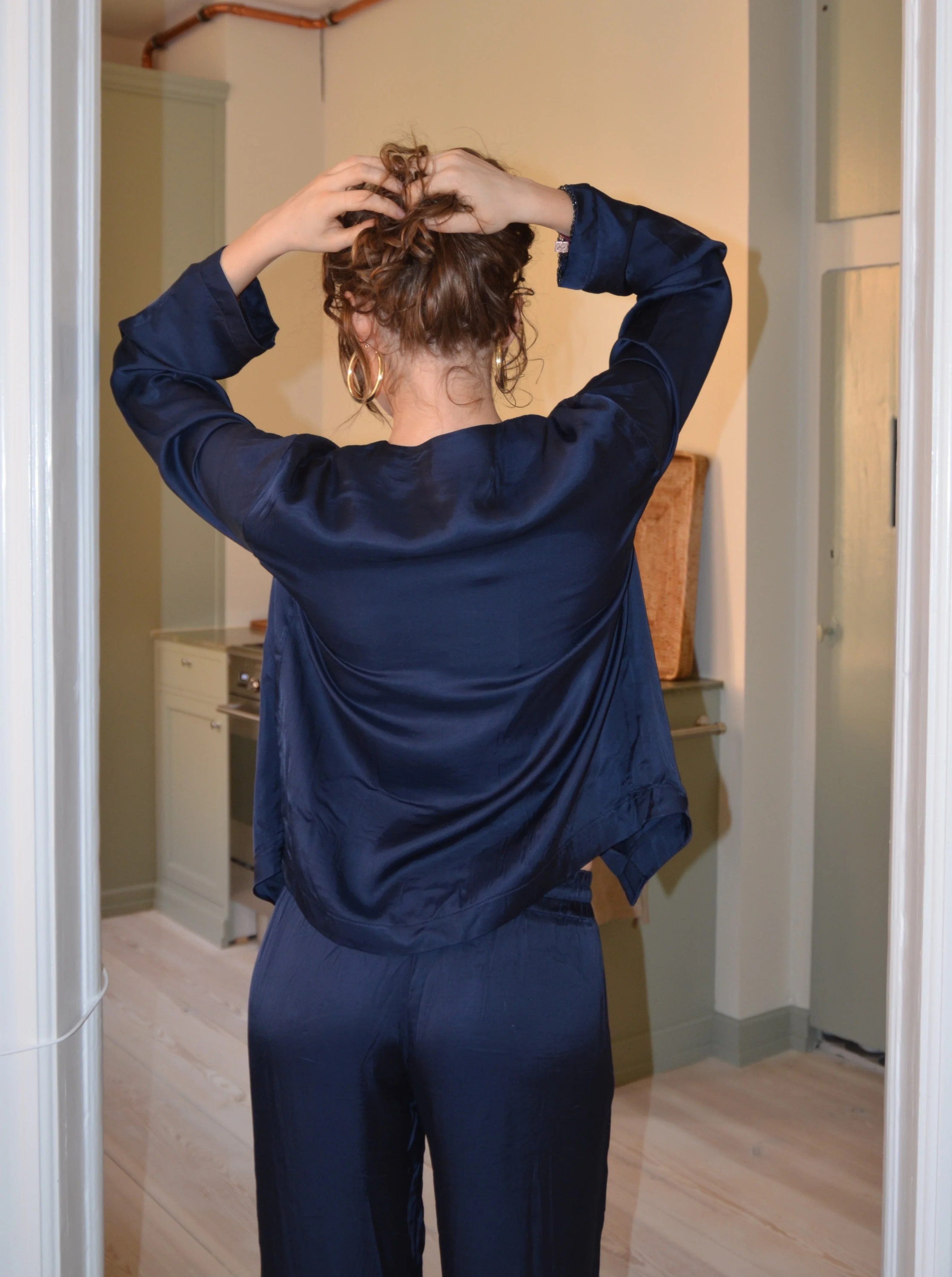 Callie satin cardigan - Navy 6 Callie satin cardigan - Navy