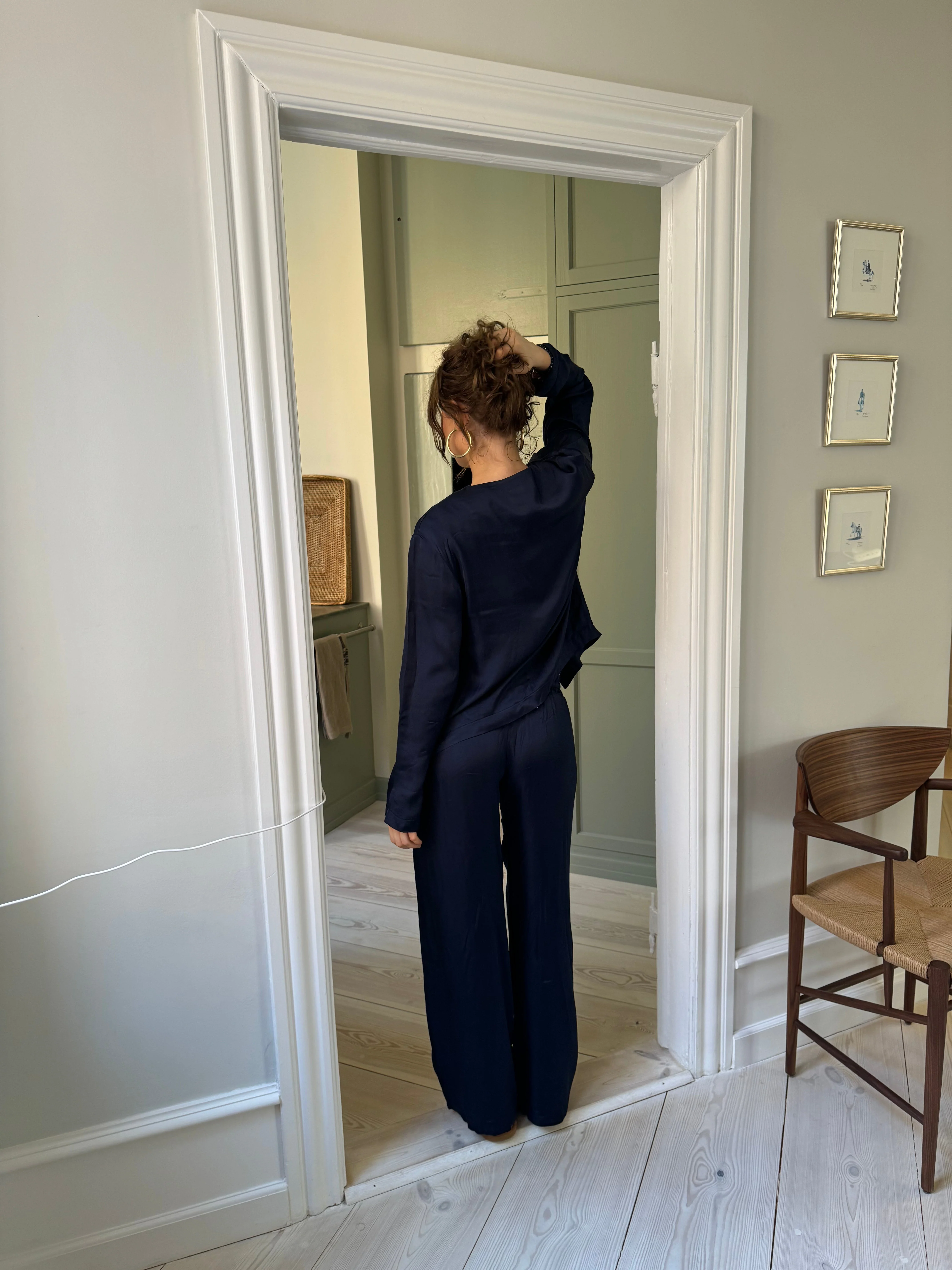 Callie satin cardigan - Navy 7 Callie satin cardigan - Navy