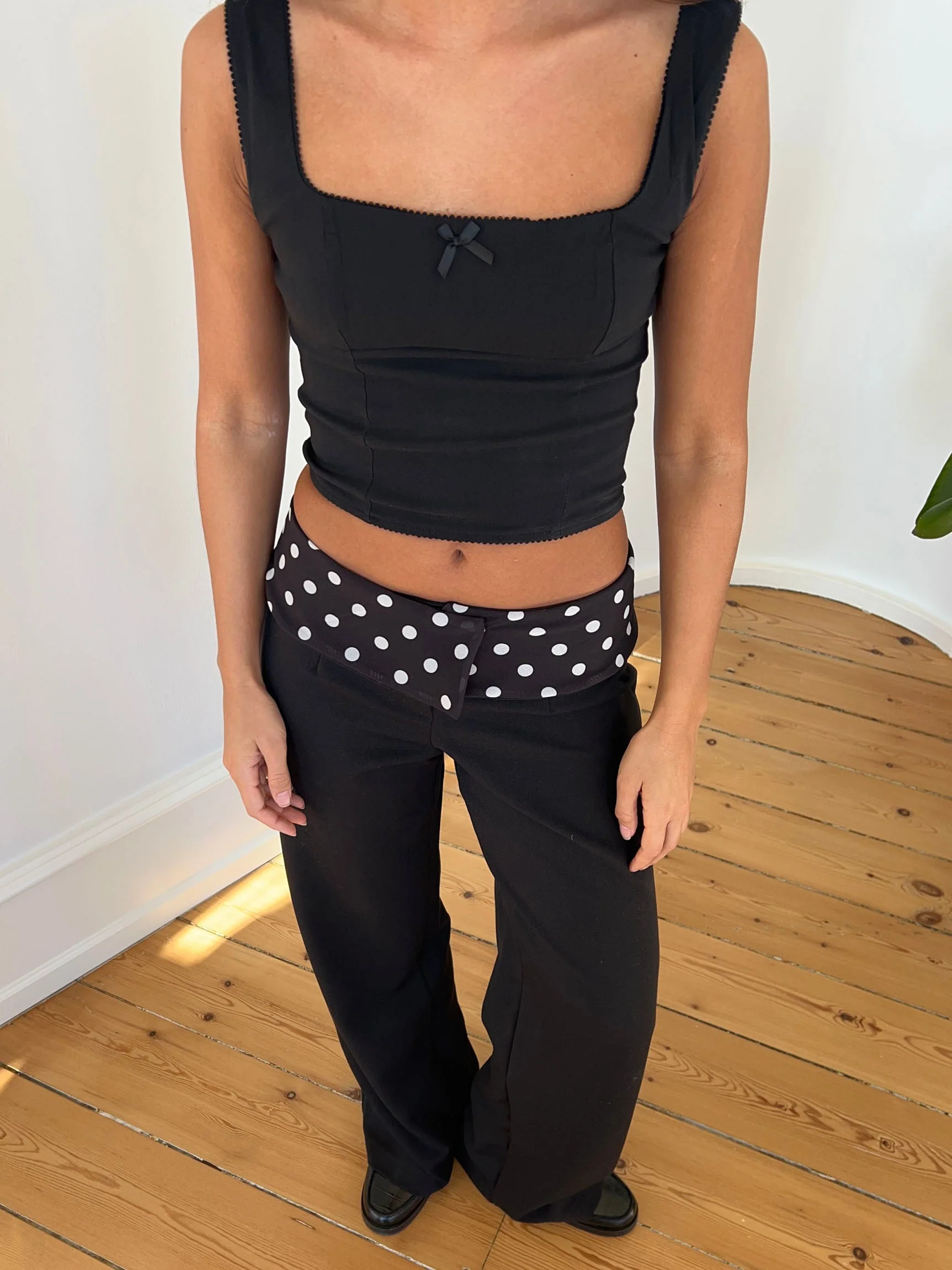 Calsia suit pants with polka dotted trim - Black 22 Calsia suit pants with polka dotted trim - Black