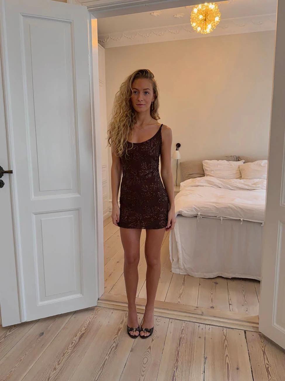 Brutona dress with sequins - Brown 5 Brutona dress with sequins - Brown