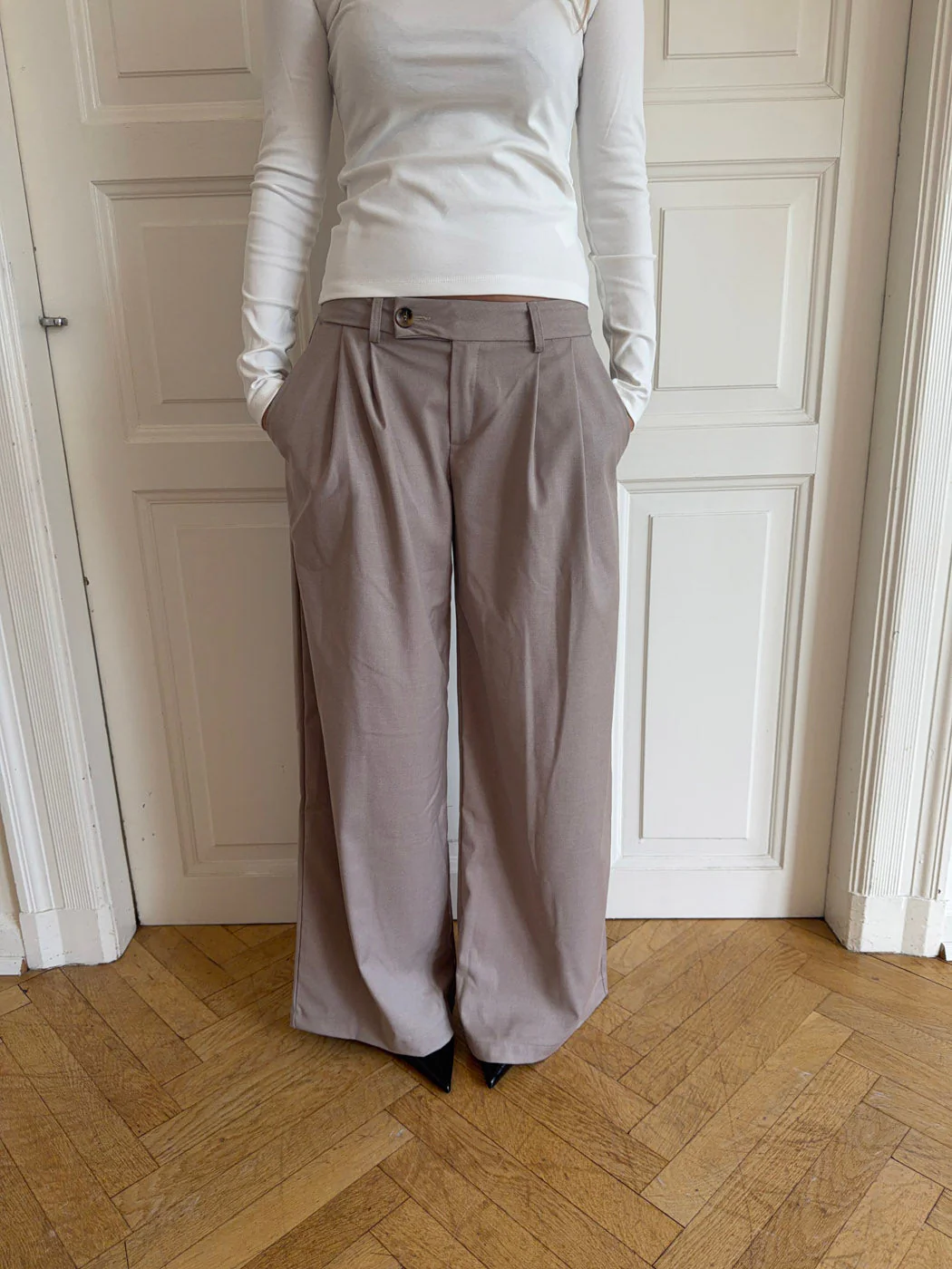 Camilla oversized suit pants - Beige 2 Camilla oversized suit pants - Beige
