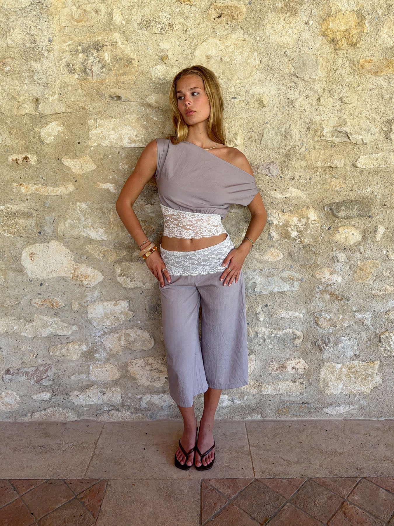 Camina loose caprishorts with lace - Beige/white 17 Camina loose caprishorts with lace - Beige/white