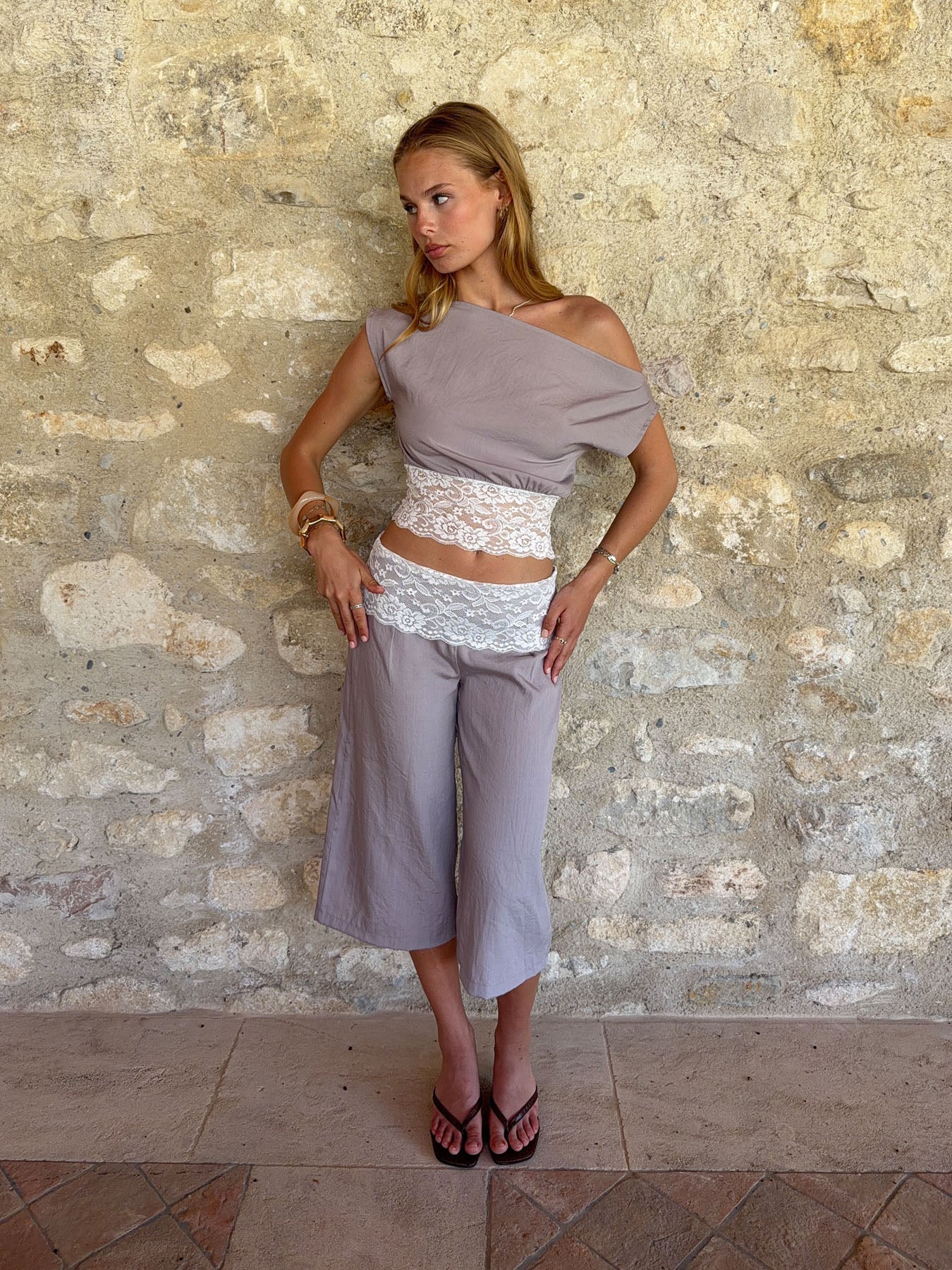 Camina loose caprishorts with lace - Beige/white 5 Camina loose caprishorts with lace - Beige/white