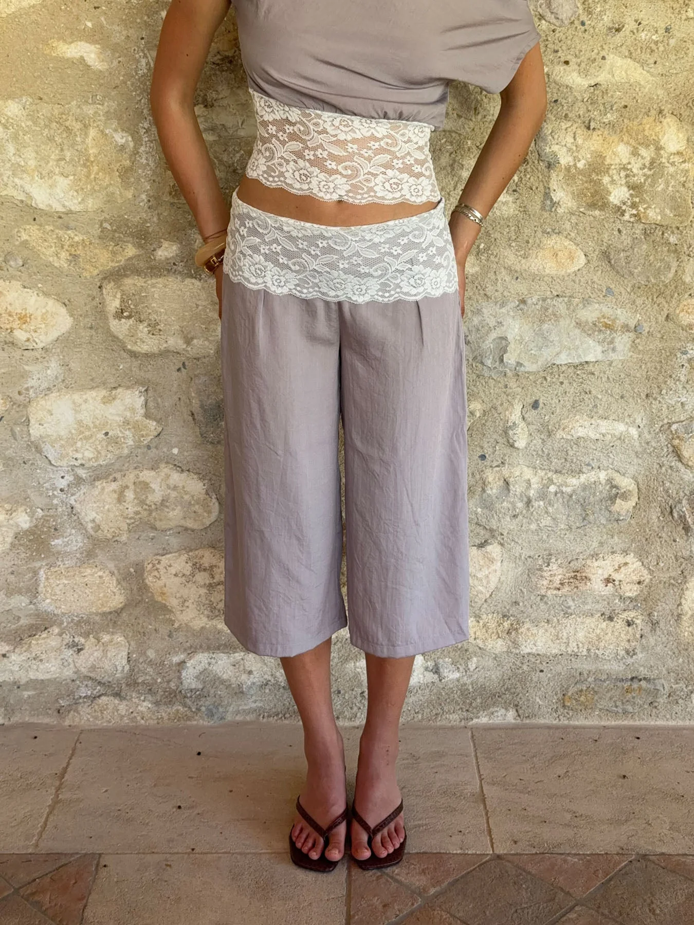 Camina loose caprishorts with lace - Beige/white 7 Camina loose caprishorts with lace - Beige/white