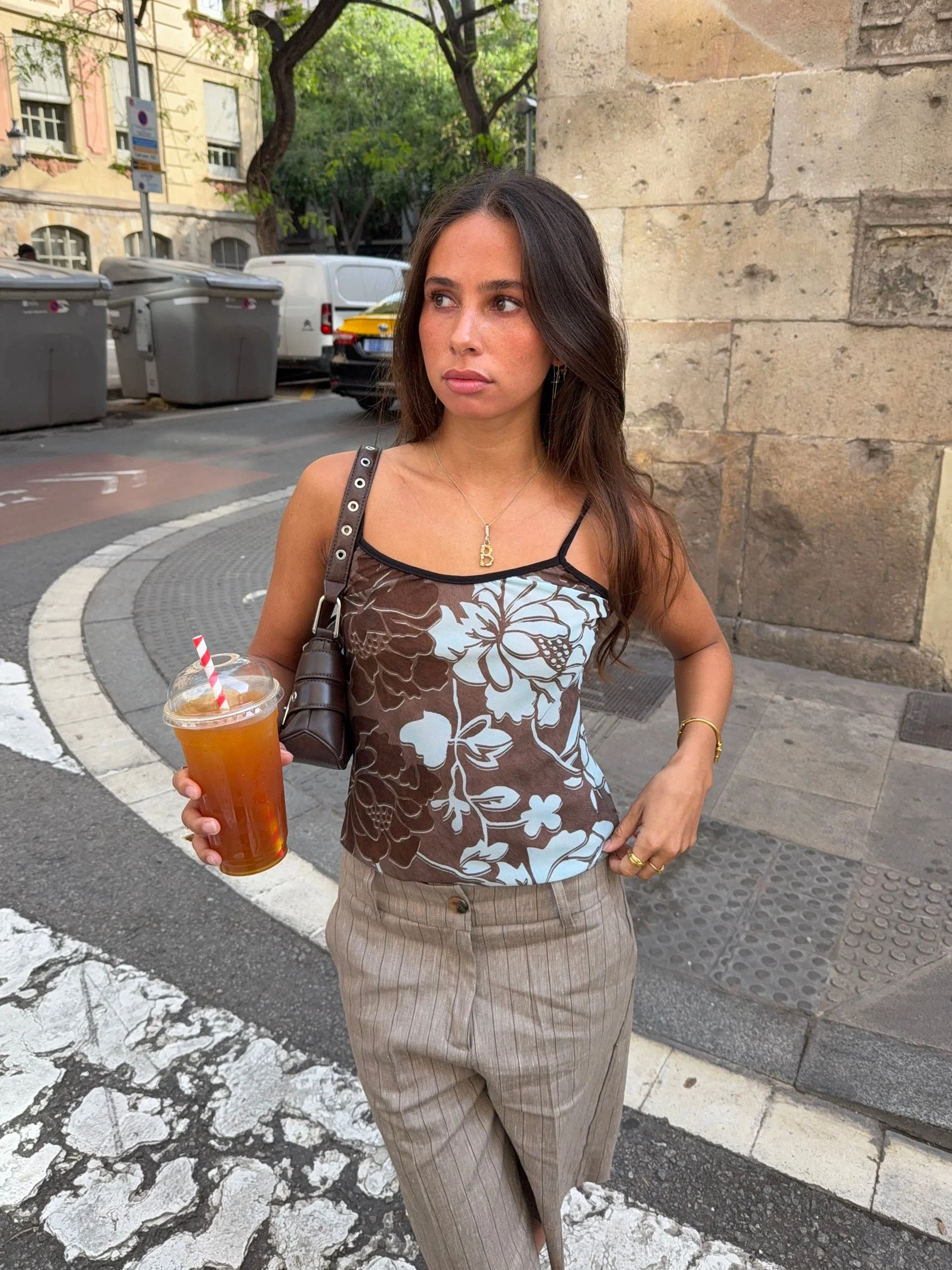 Candela top with flowers – Blue/brown 1 Candela top with flowers – Blue/brown