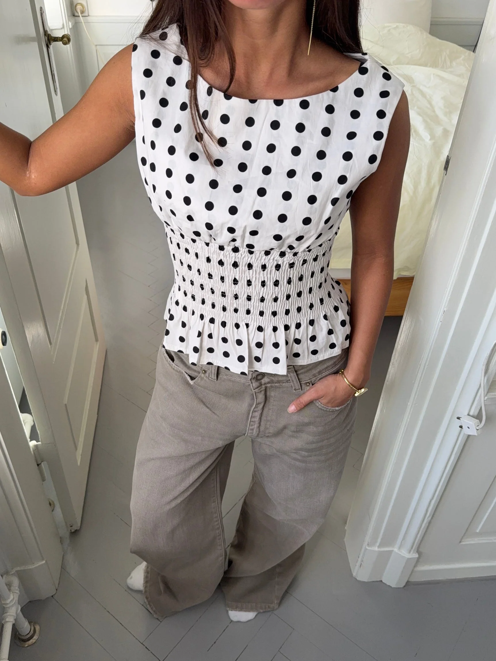 Cathrine smock polka dotted top - White/black 10 Cathrine smock polka dotted top - White/black
