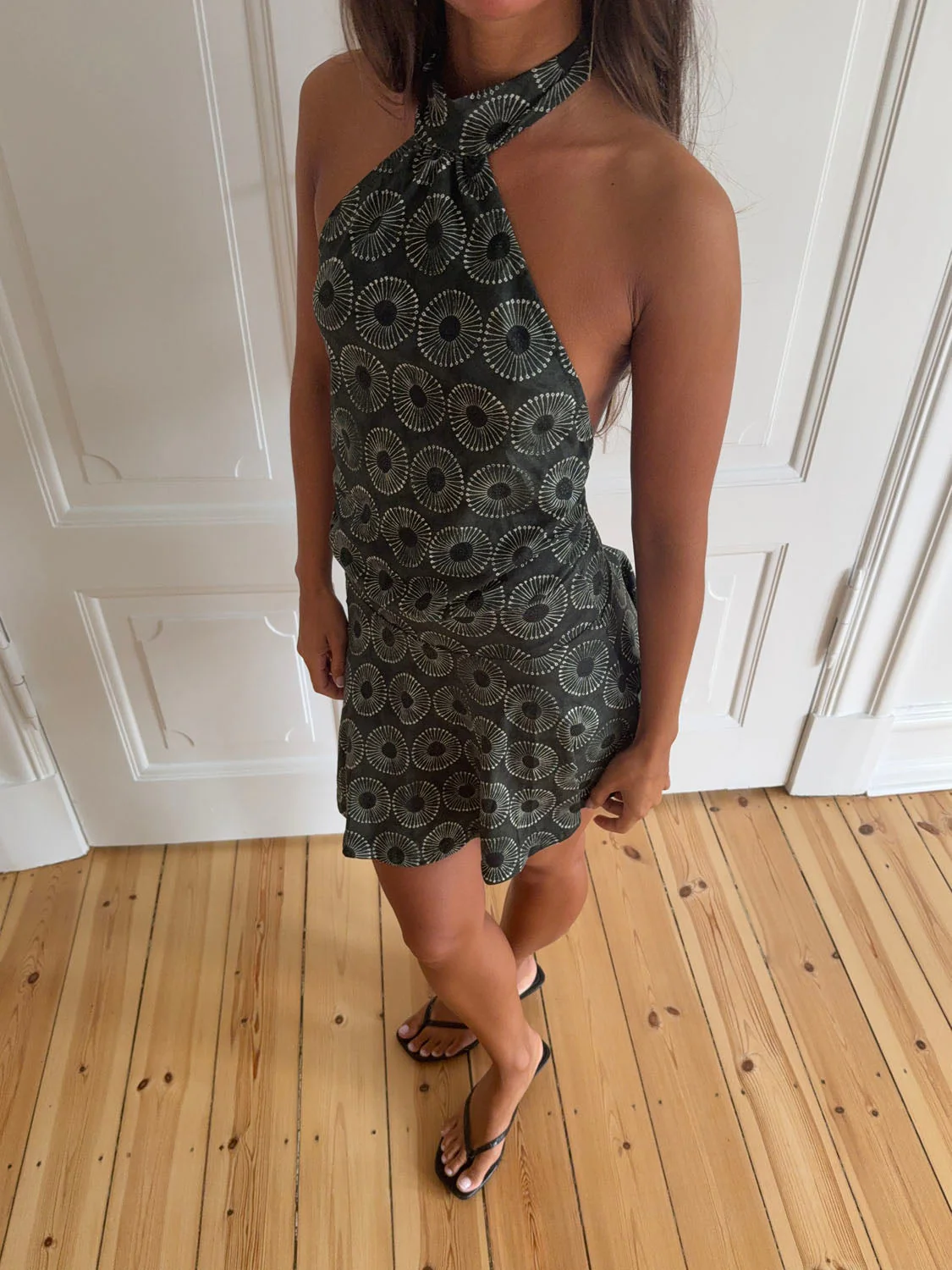 Kaiana dress with open back – Dark green 8 Kaiana dress with open back – Dark green