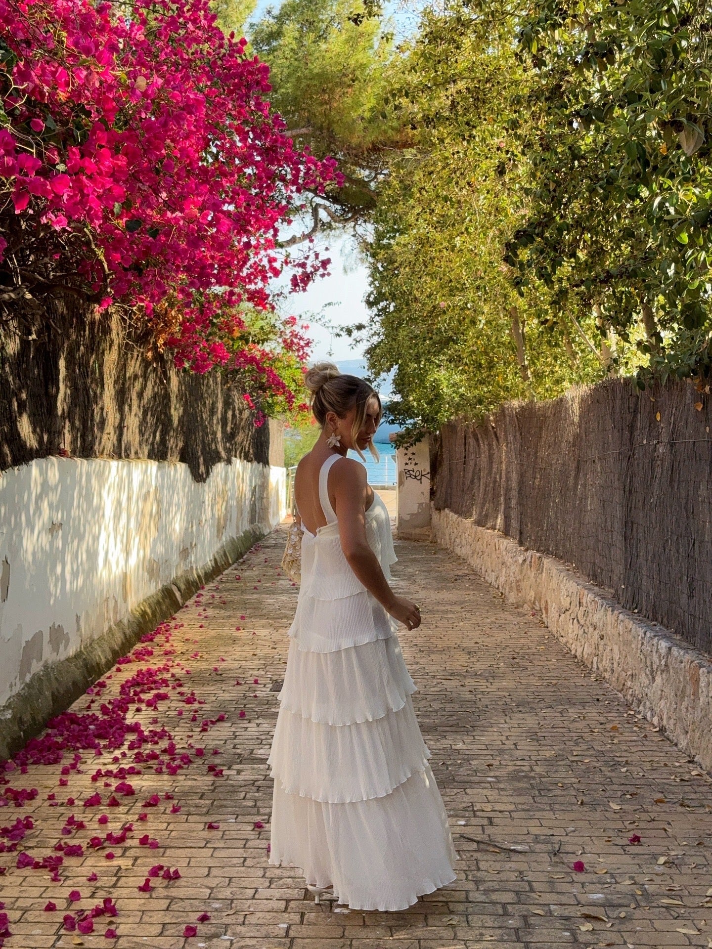 Daicy dress with ruffles - White 2 Daicy dress with ruffles - White