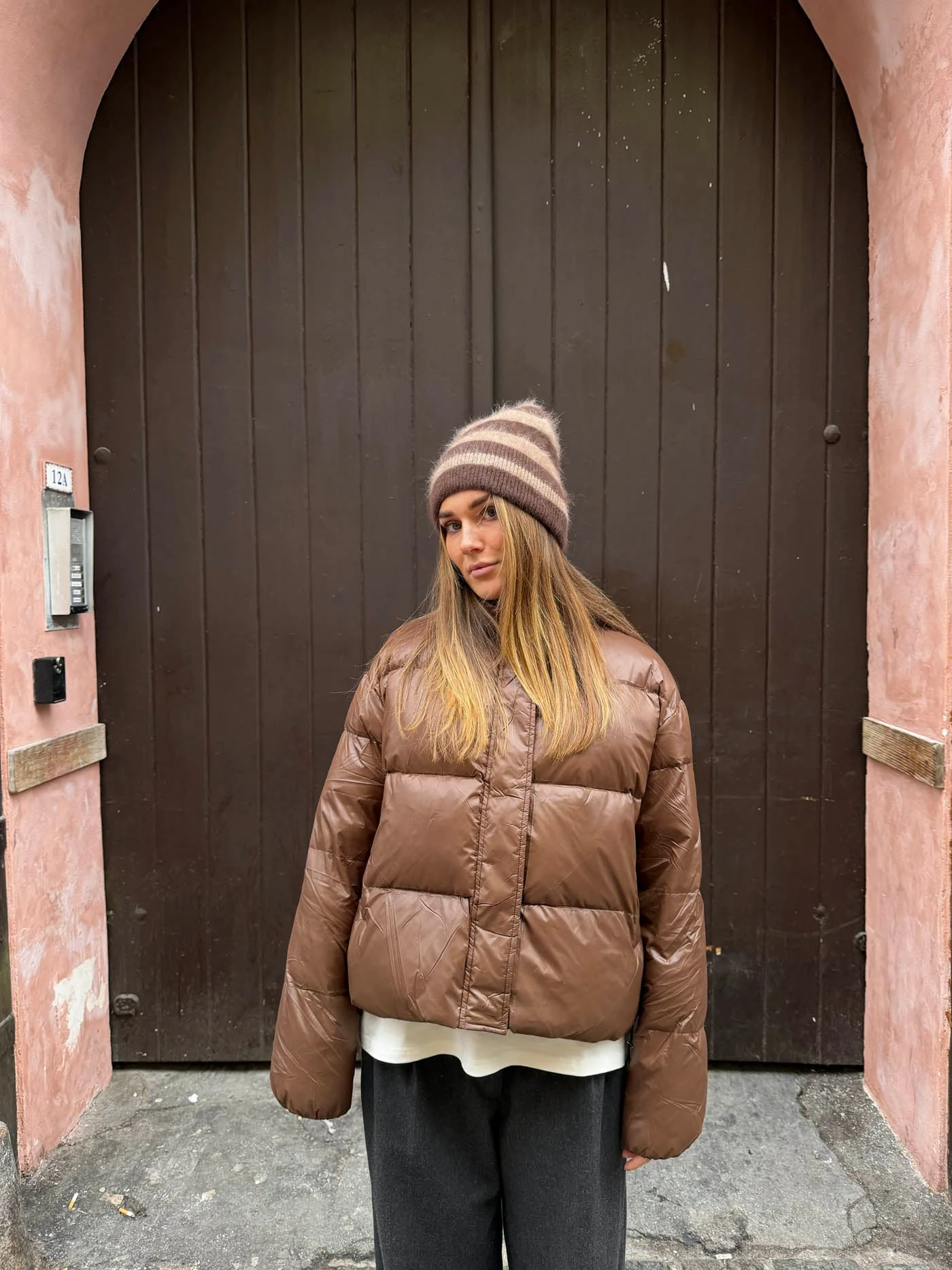 Elin puffer jacket - Brown 4 Elin puffer jacket - Brown