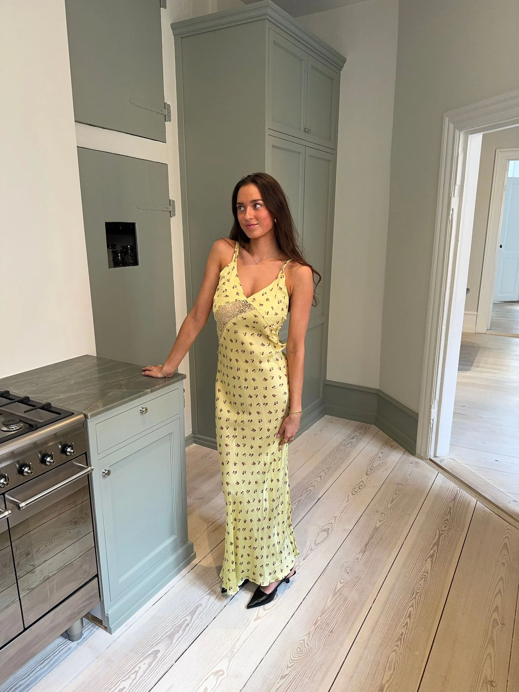 Emily dress with flowers - Yellow 5 Emily dress with flowers - Yellow