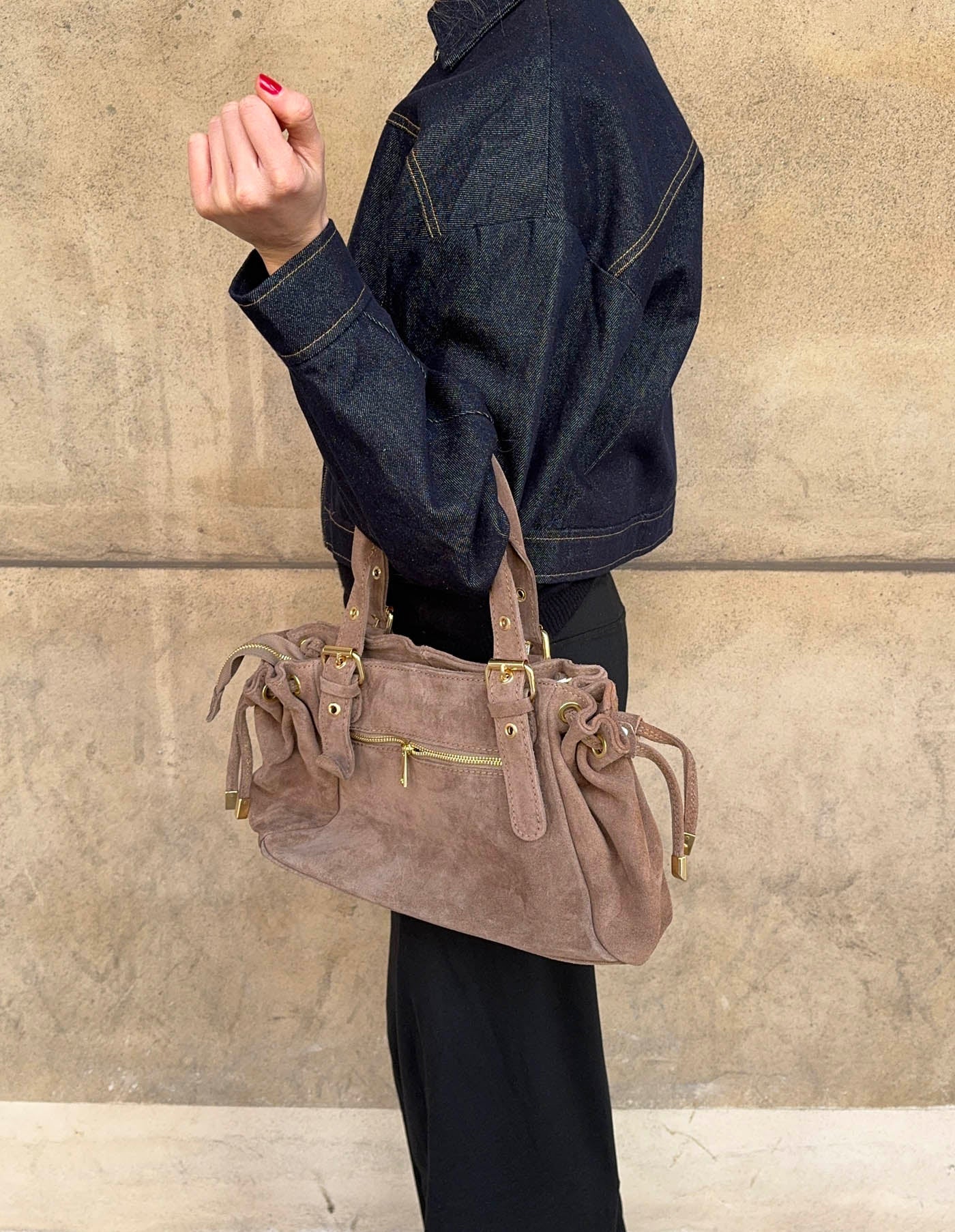 Mura bag in suede leather - Taupe 1 Mura bag in suede leather - Taupe