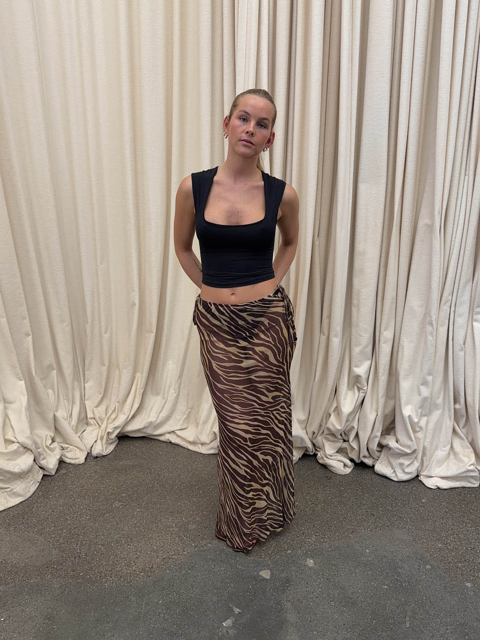 Azelma skirt in mesh with zebra print - Brown/beige 15 Azelma skirt in mesh with zebra print - Brown/beige