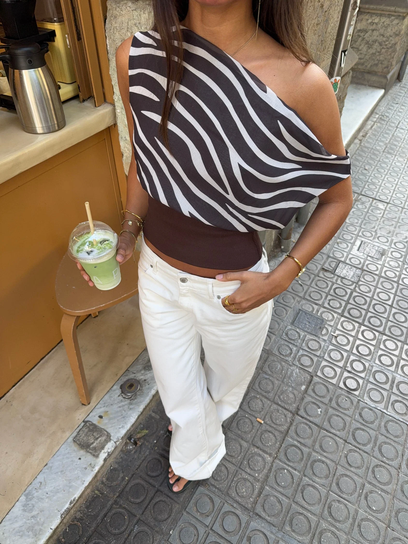 Kimmie top with zebra print - Brown/white 2 Kimmie top with zebra print - Brown/white