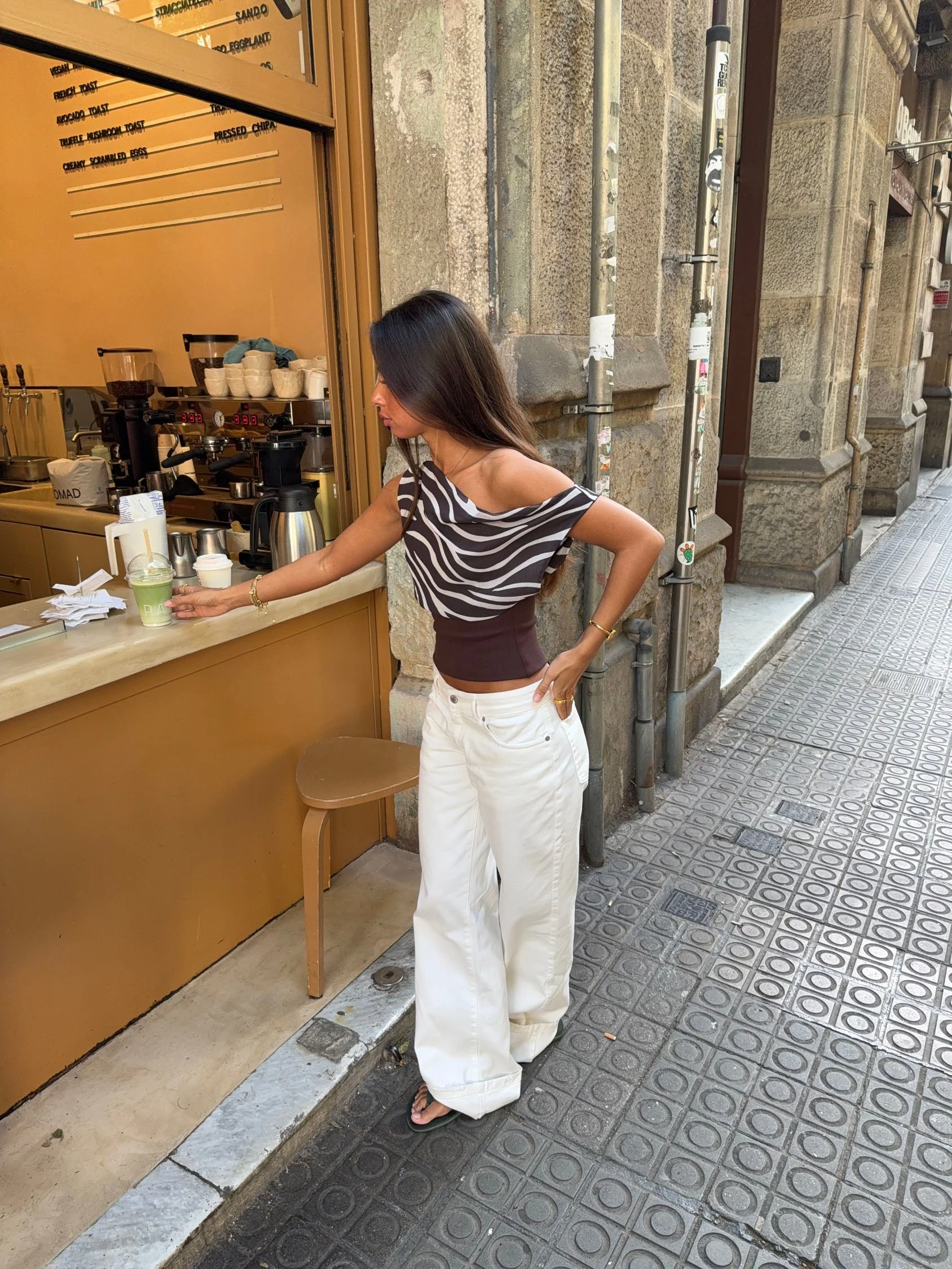 Kimmie top with zebra print - Brown/white 4 Kimmie top with zebra print - Brown/white