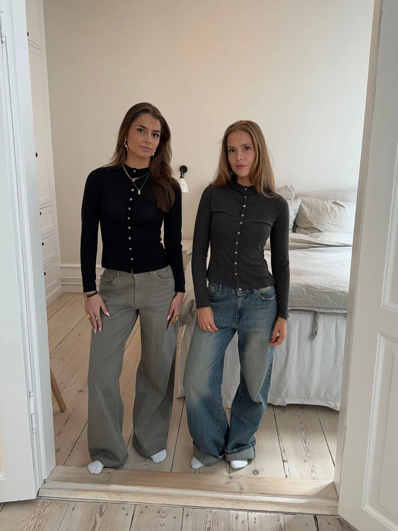Leonora long-sleeved blouse - Black