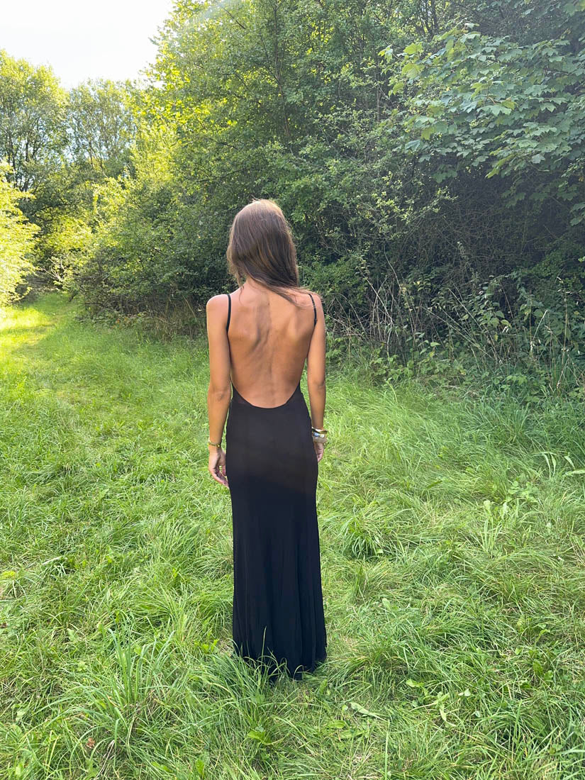 Glora maxi dress with open back – Black 3 Glora maxi dress with open back – Black