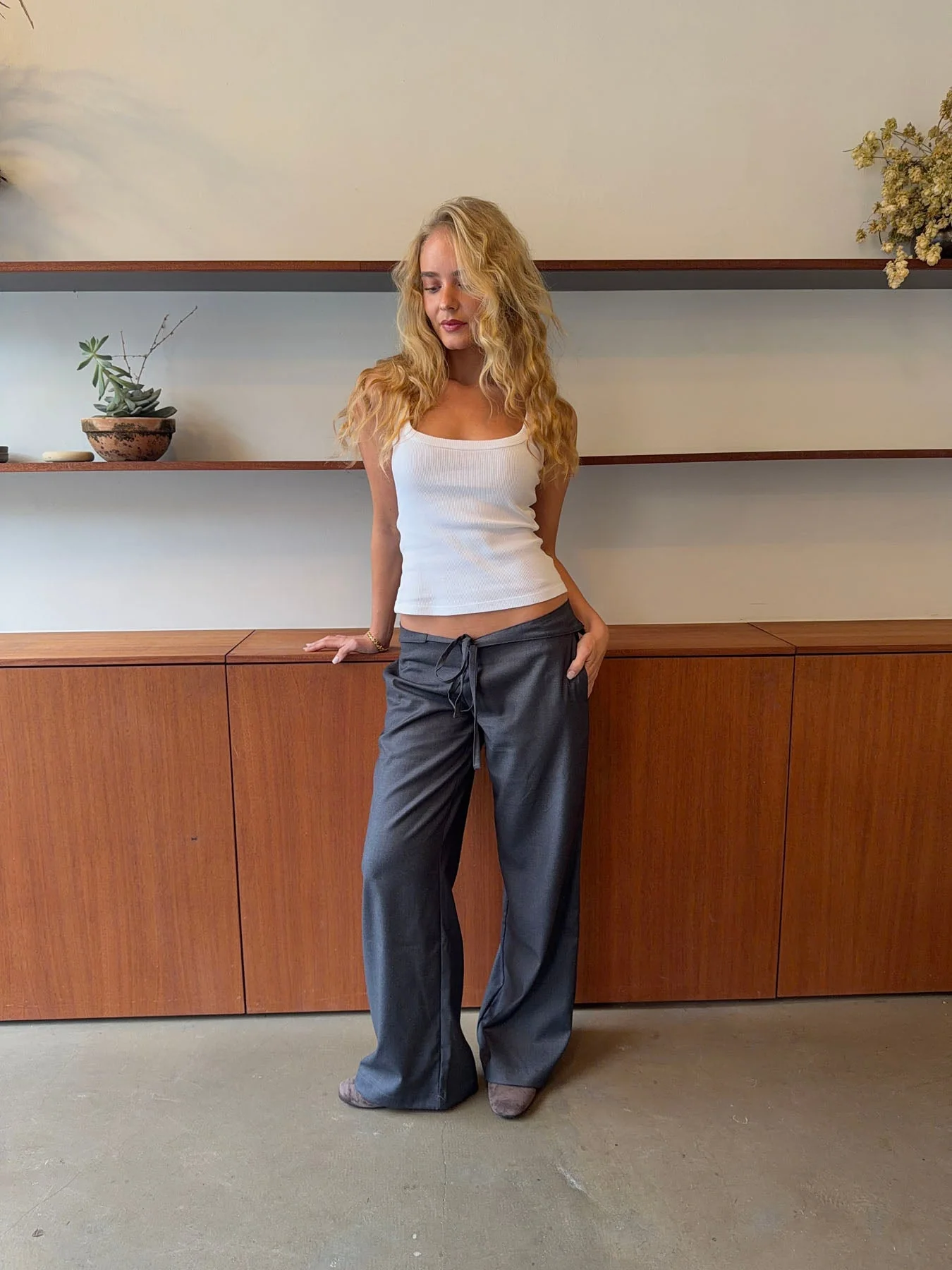 Gruja trousers with integrated belt – Grey 11 Gruja trousers with integrated belt – Grey