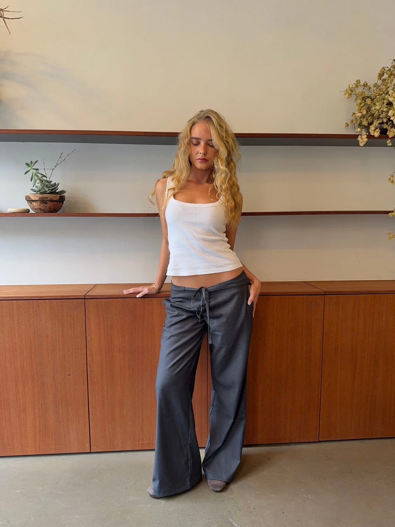 Gruja trousers with integrated belt – Grey 9 Gruja trousers with integrated belt – Grey