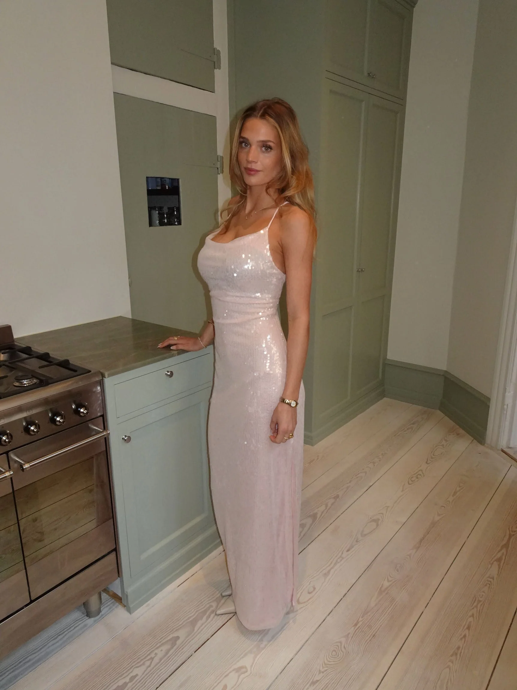 Jullie dress with sequins - Pink 2 Jullie dress with sequins - Pink