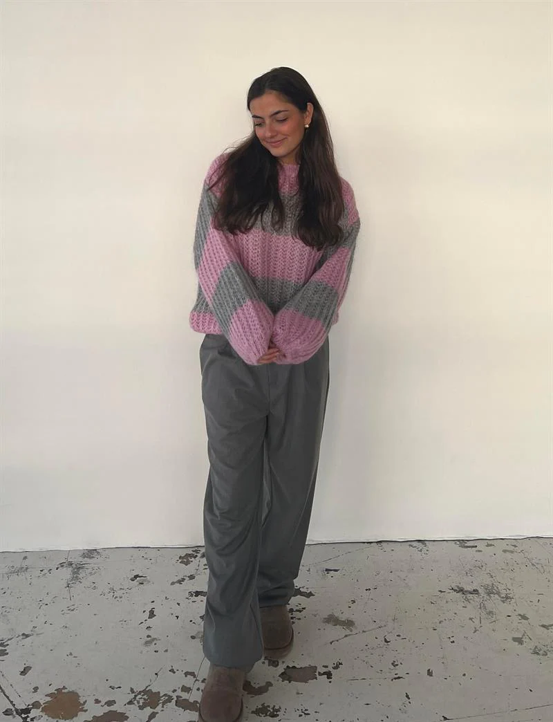 Mathilde & Anna - Knit Pink/grey 6 Mathilde & Anna - Knit Pink/grey