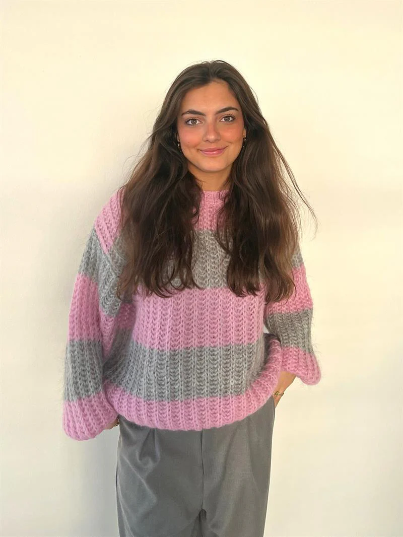 Mathilde & Anna - Knit Pink/grey 7 Mathilde & Anna - Knit Pink/grey