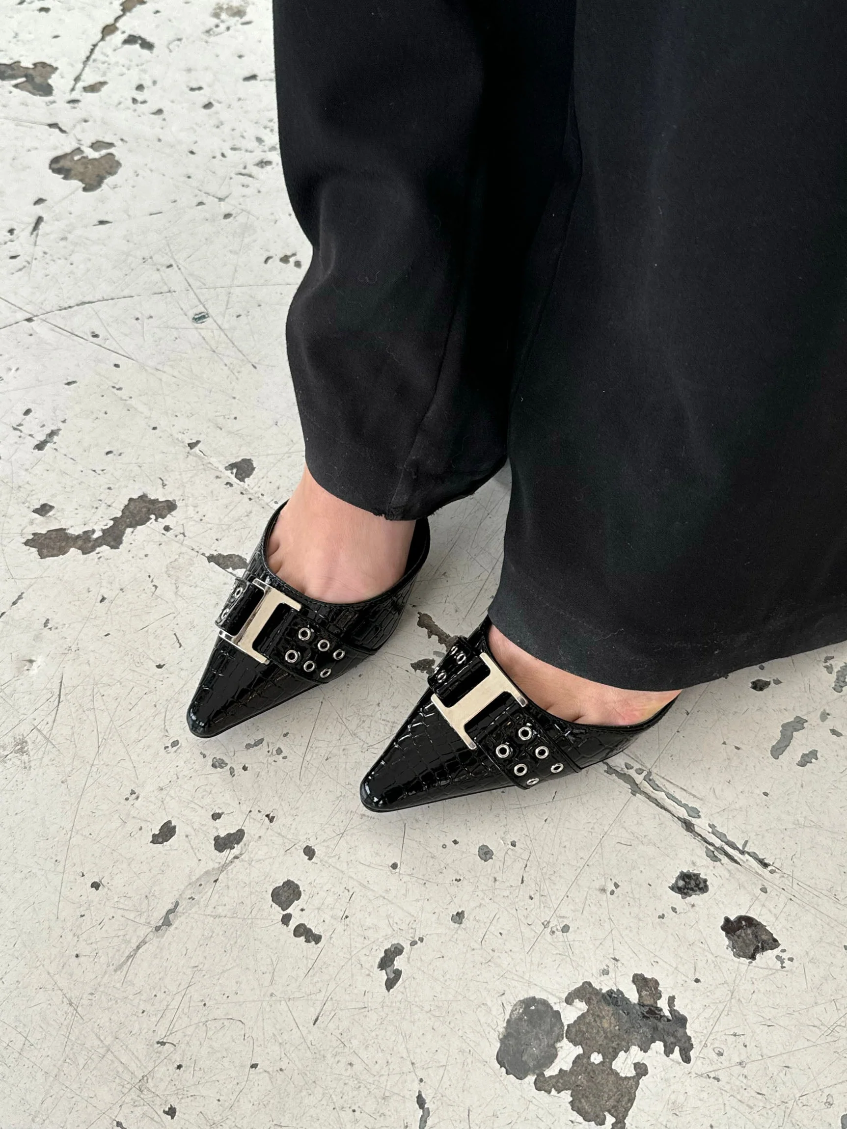 Nida slingback heels with buckle - Black 1 Nida slingback heels with buckle - Black