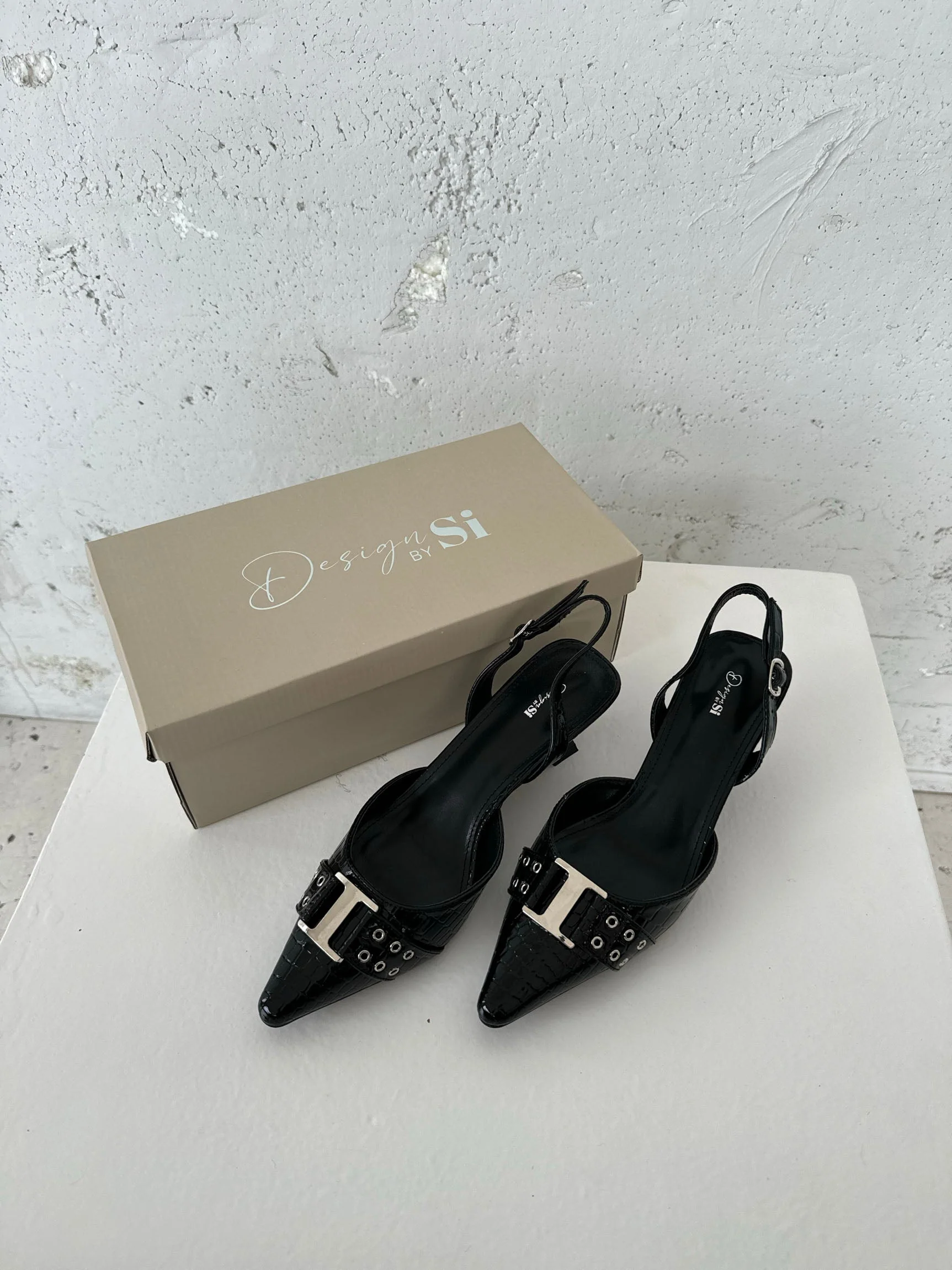 Nida slingback heels with buckle - Black 8 Nida slingback heels with buckle - Black