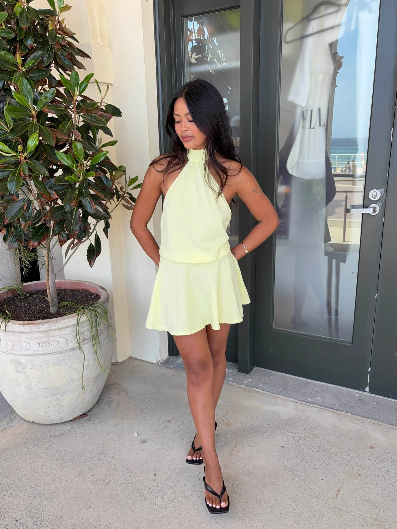Kaiana dress with open back - Yellow 6 Kaiana dress with open back - Yellow