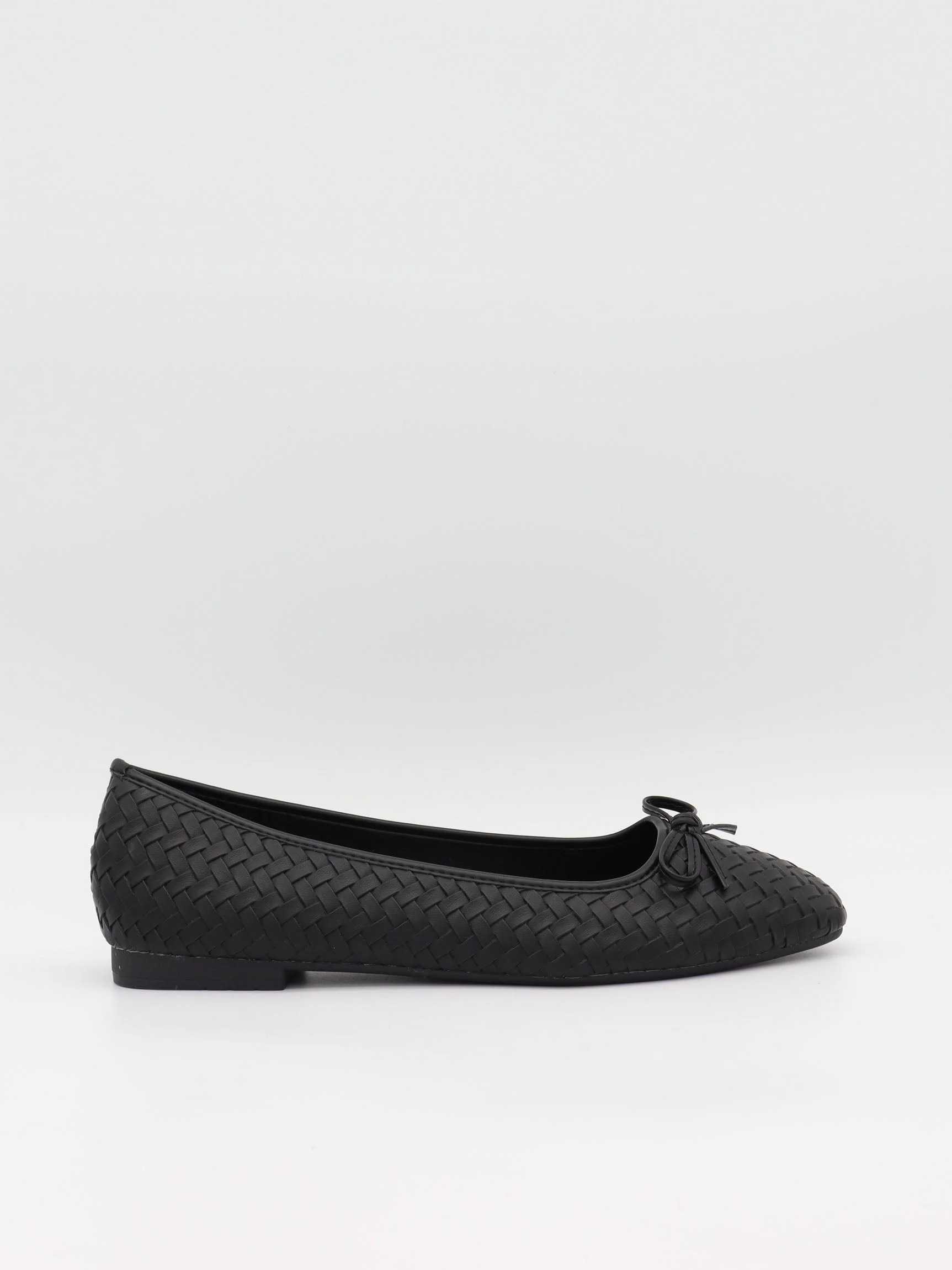 Lindi ballerinas – Black 1 Lindi ballerinas – Black