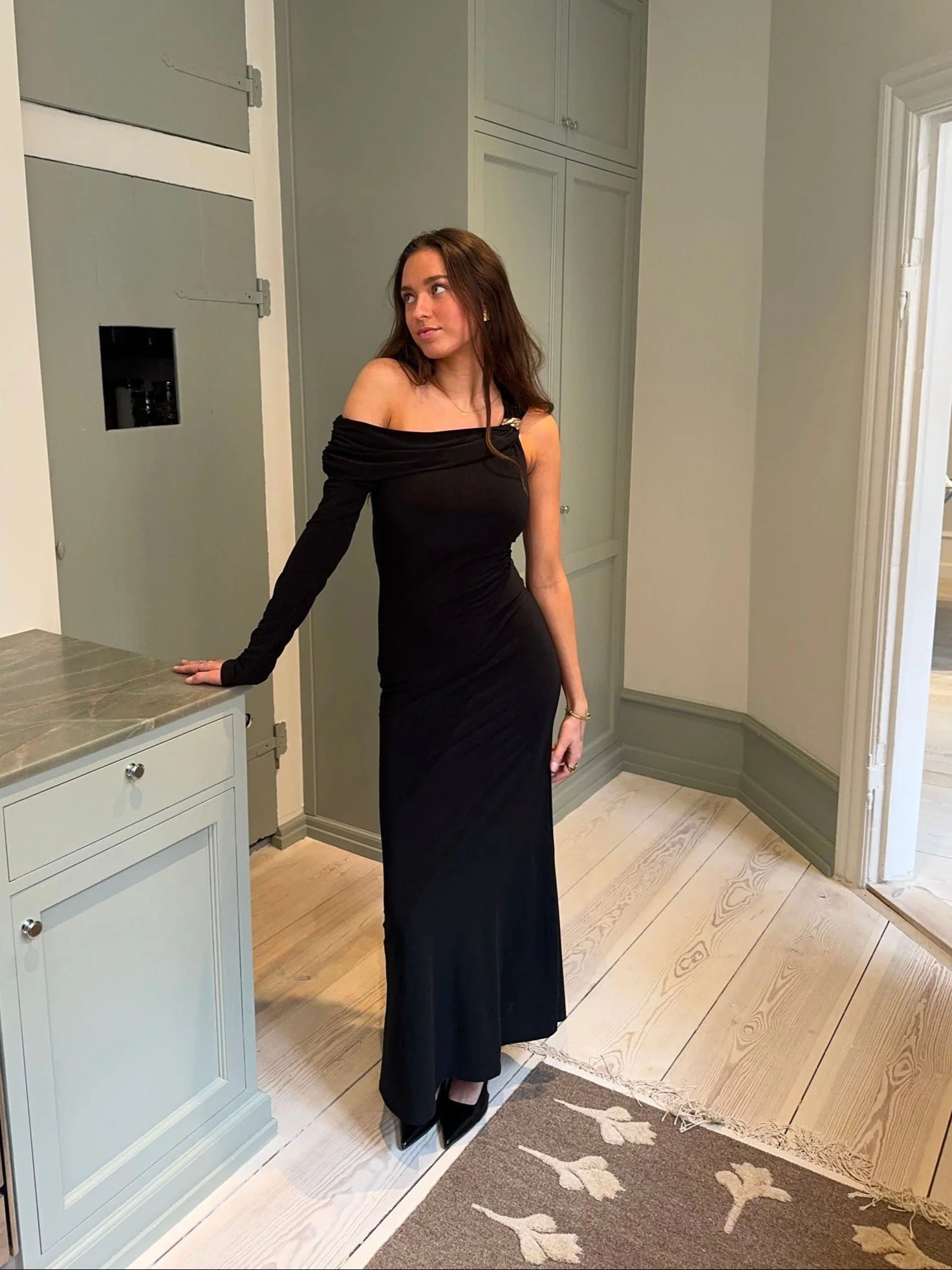 Linea one shoulder dress - Black 1 Linea one shoulder dress - Black