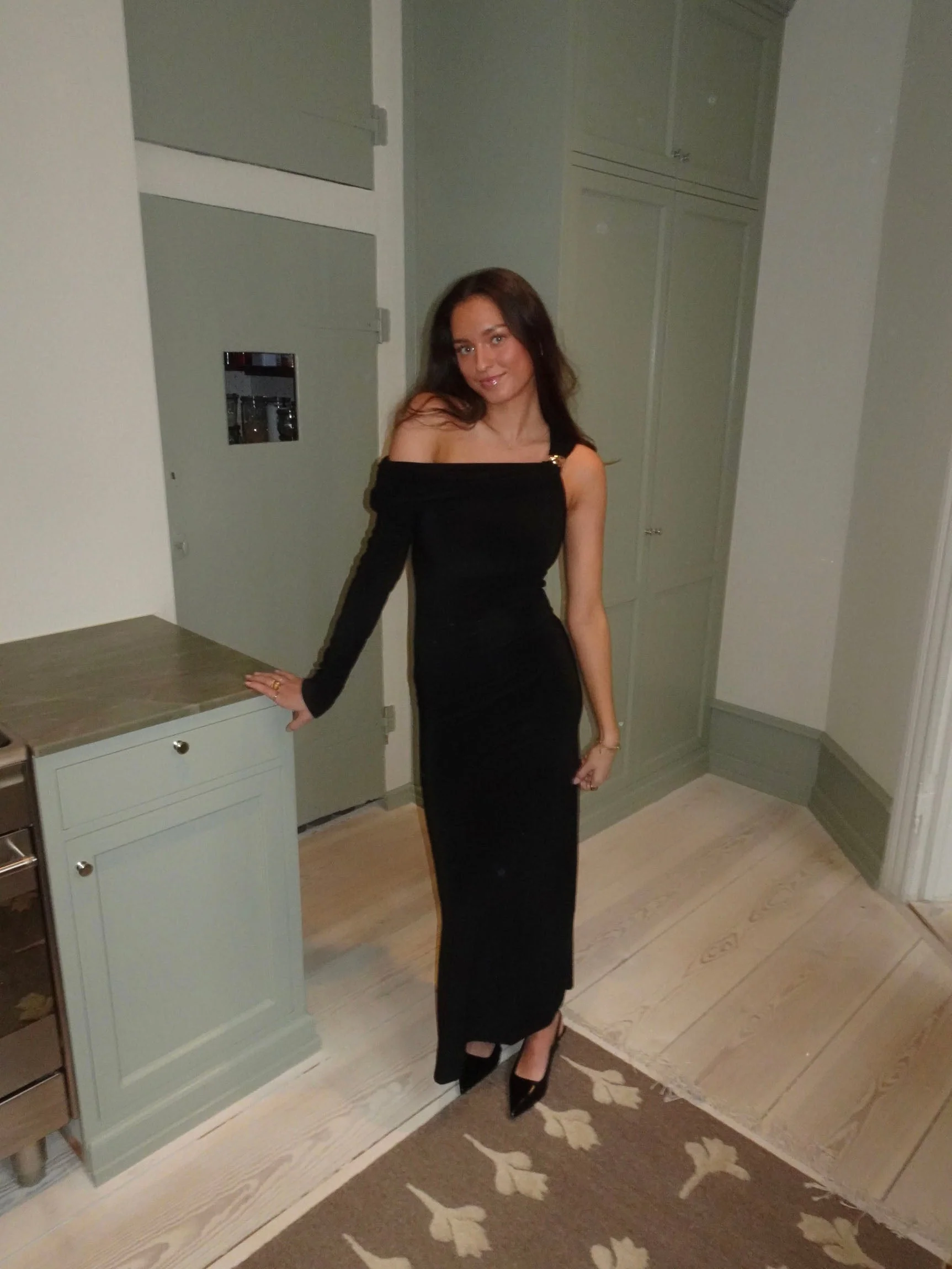 Linea one shoulder dress - Black 6 Linea one shoulder dress - Black
