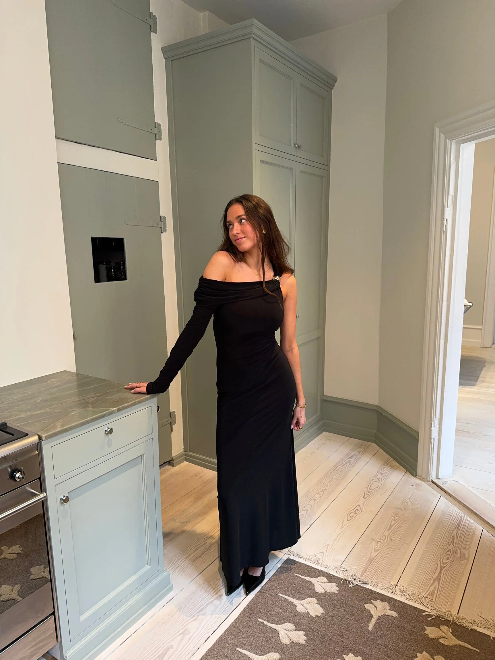 Linea one shoulder dress - Black 7 Linea one shoulder dress - Black