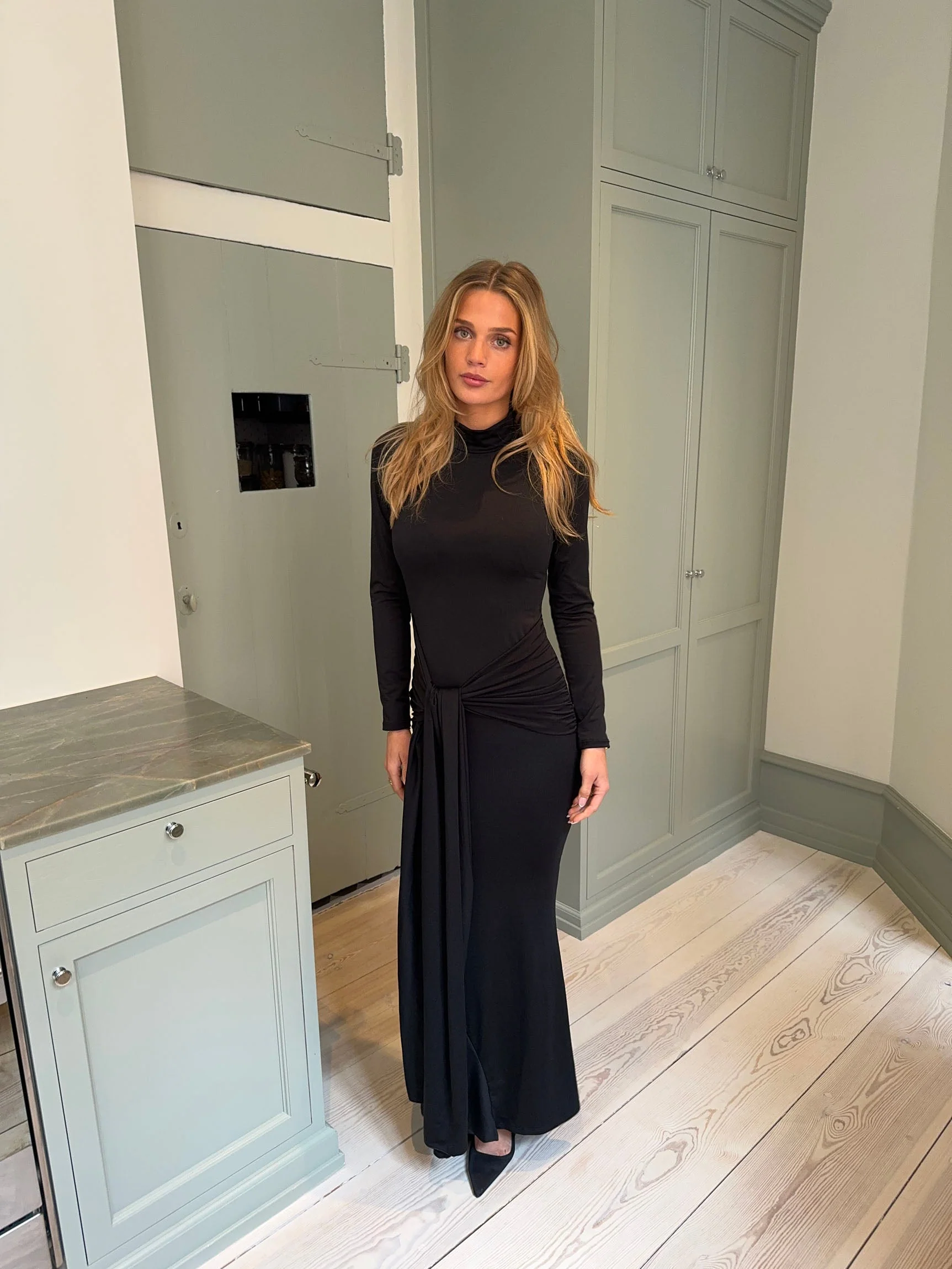 Silia maxi dress with ties - Black 9 Silia maxi dress with ties - Black
