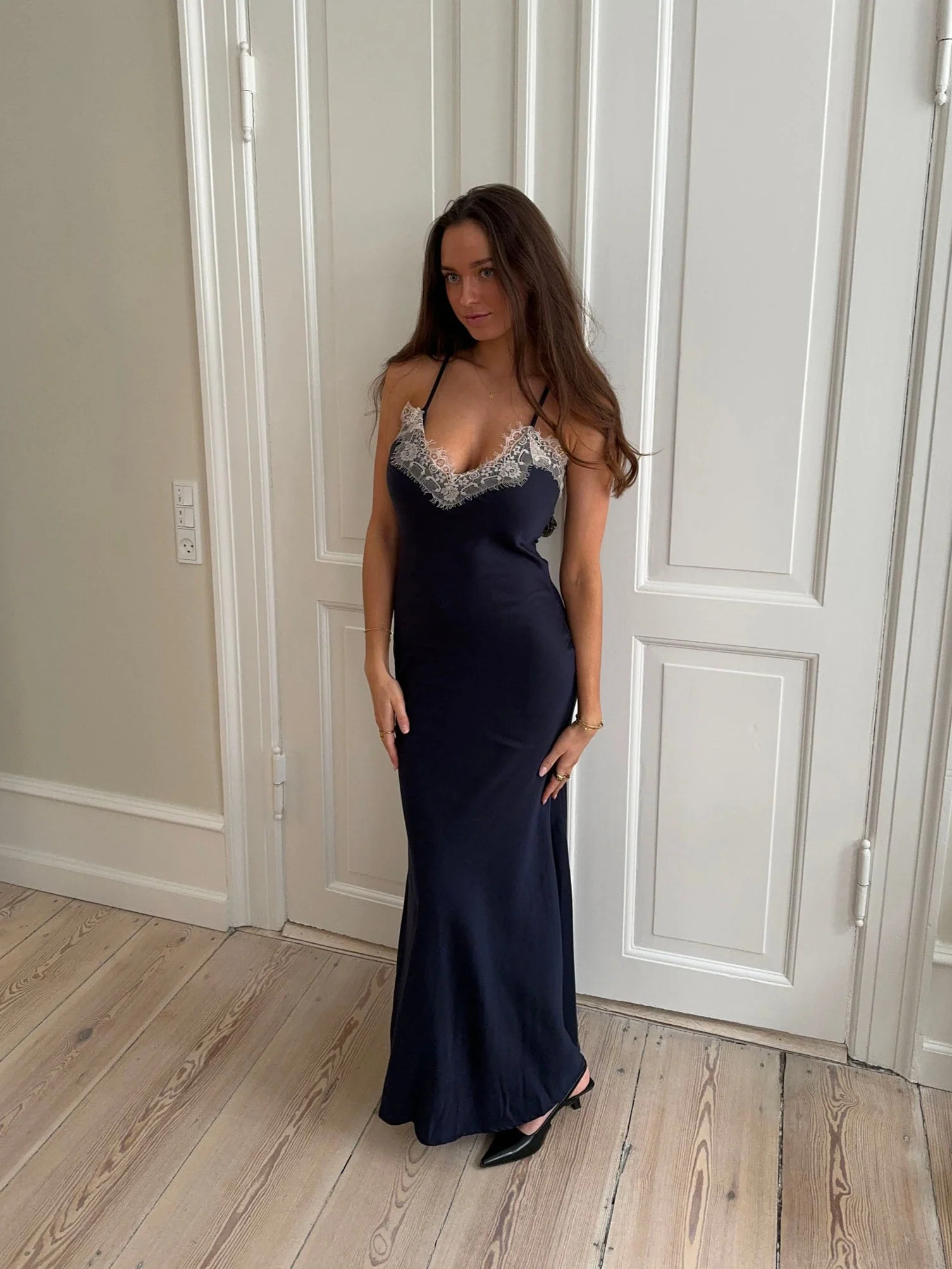 Tena dress with lace details - Navy/white 2 Tena dress with lace details - Navy/white