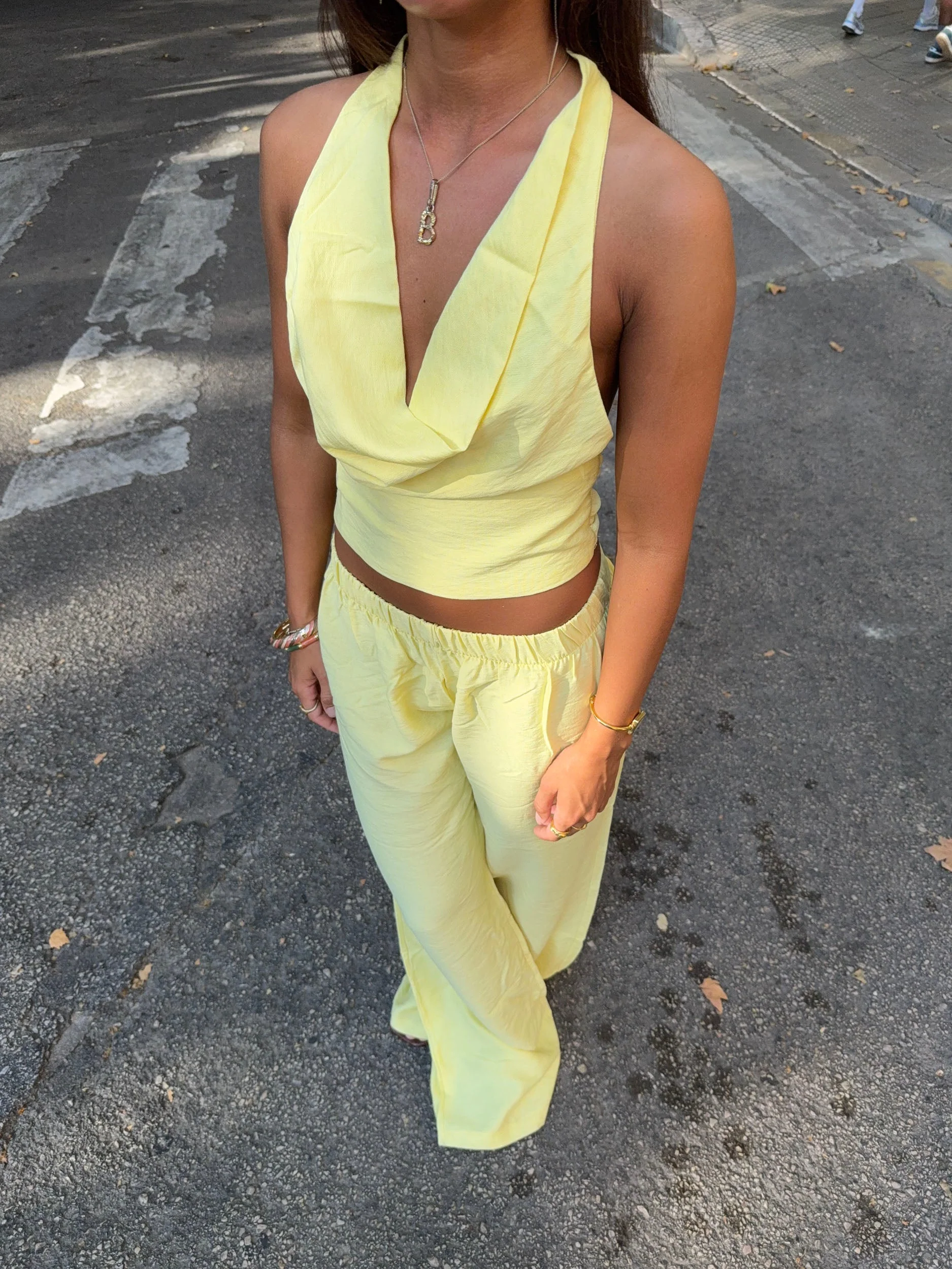 Snuvia halterneck top – Yellow 4 Snuvia halterneck top – Yellow