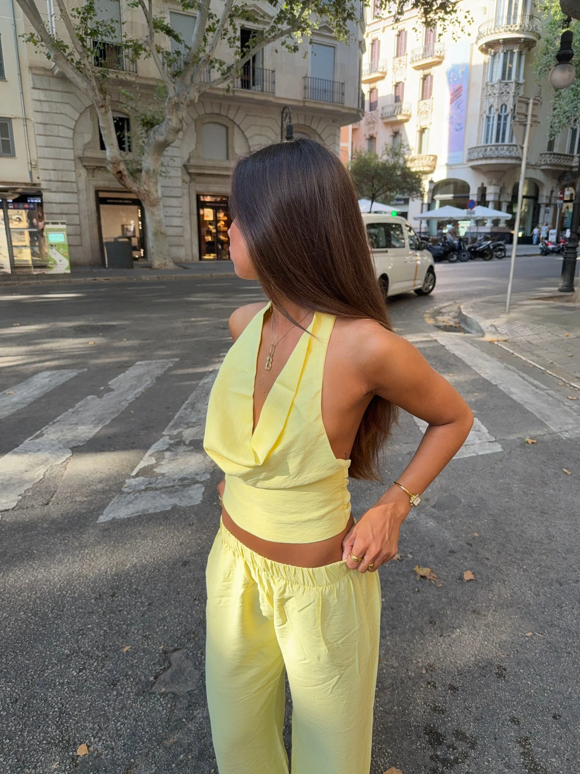 Snuvia halterneck top – Yellow 5 Snuvia halterneck top – Yellow