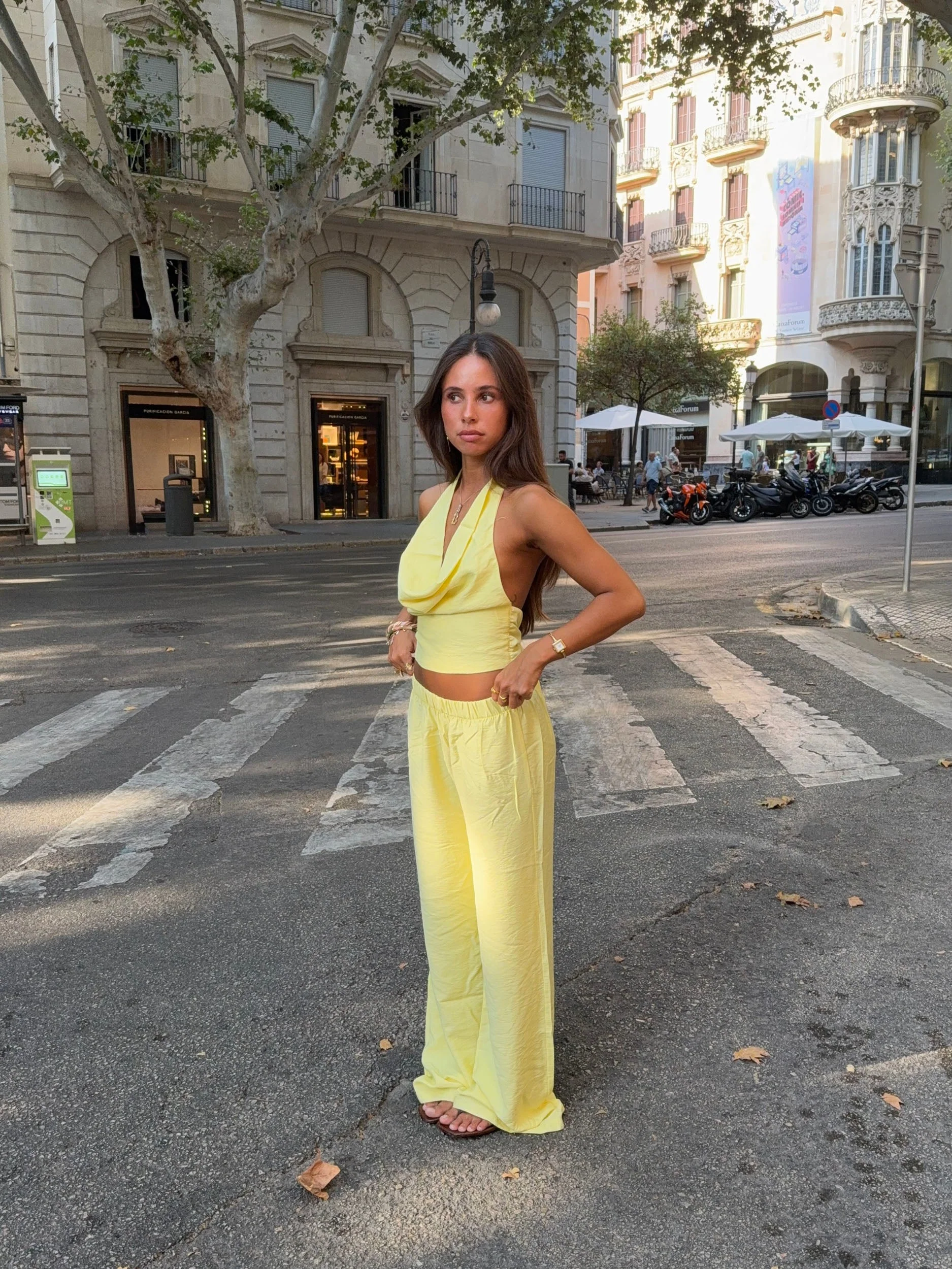Snuvia halterneck top – Yellow 6 Snuvia halterneck top – Yellow