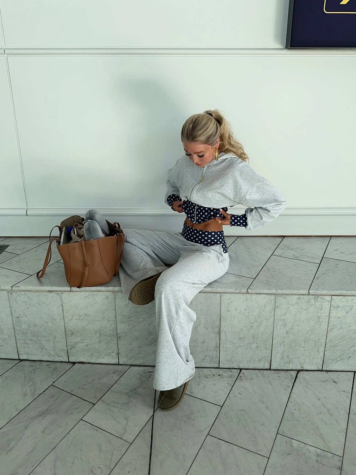 May hoodie with polka dots - Grey/navy/white 14 May hoodie with polka dots - Grey/navy/white