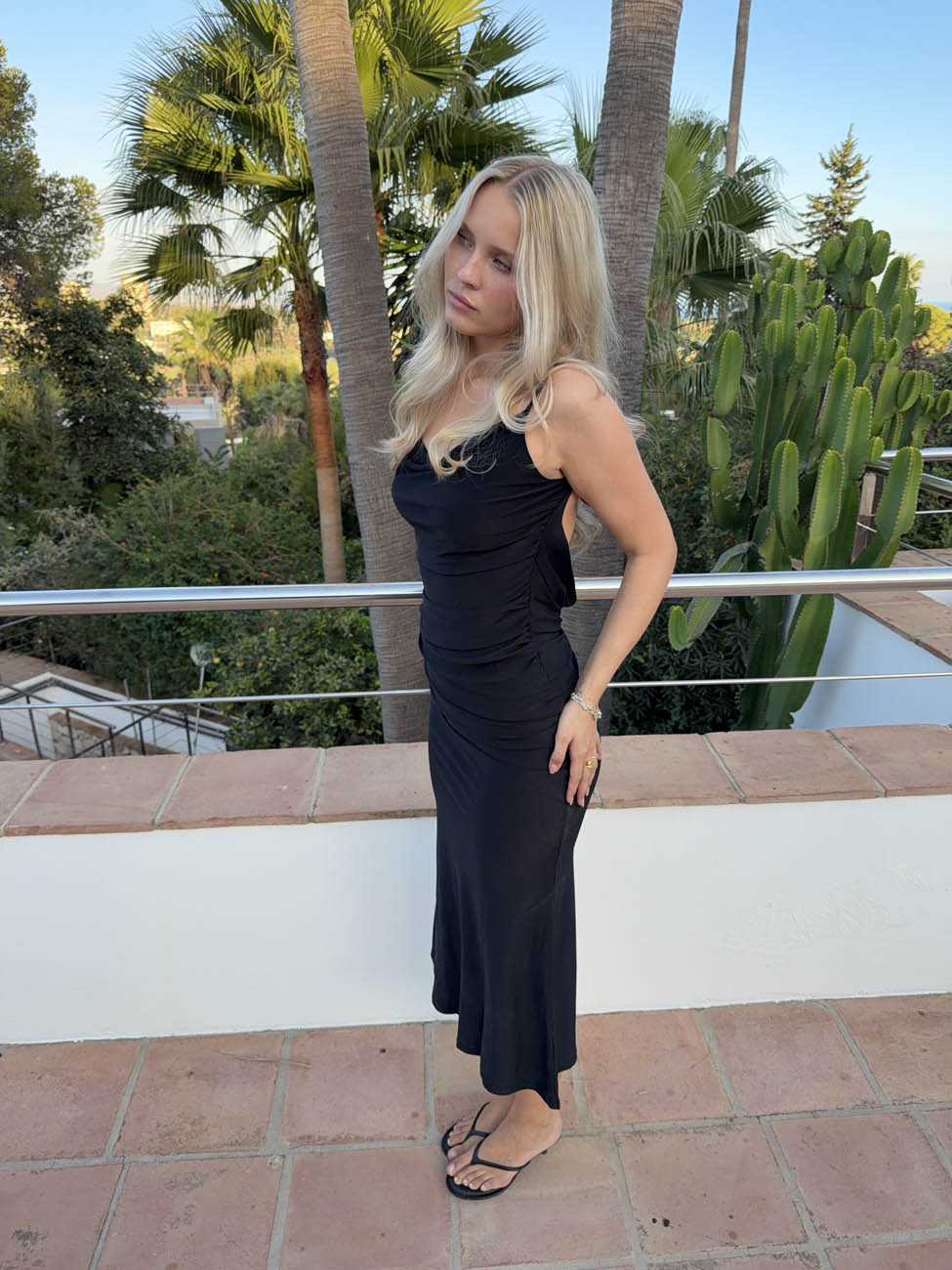 Marajana dress with deep lace back - Black 15 Marajana dress with deep lace back - Black