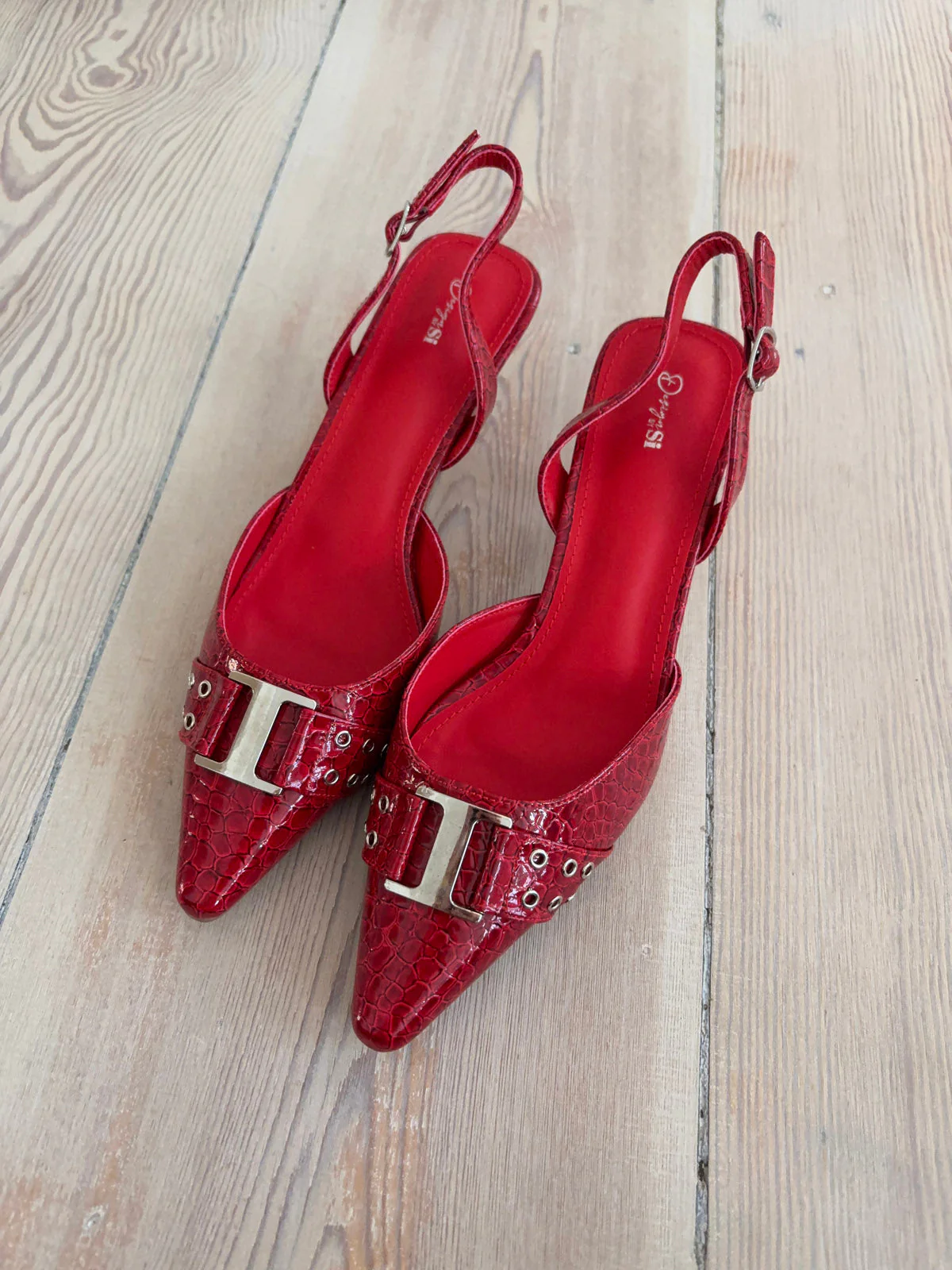 Nida slingback stilettos with buckle – Red 11 Nida slingback stilettos with buckle – Red