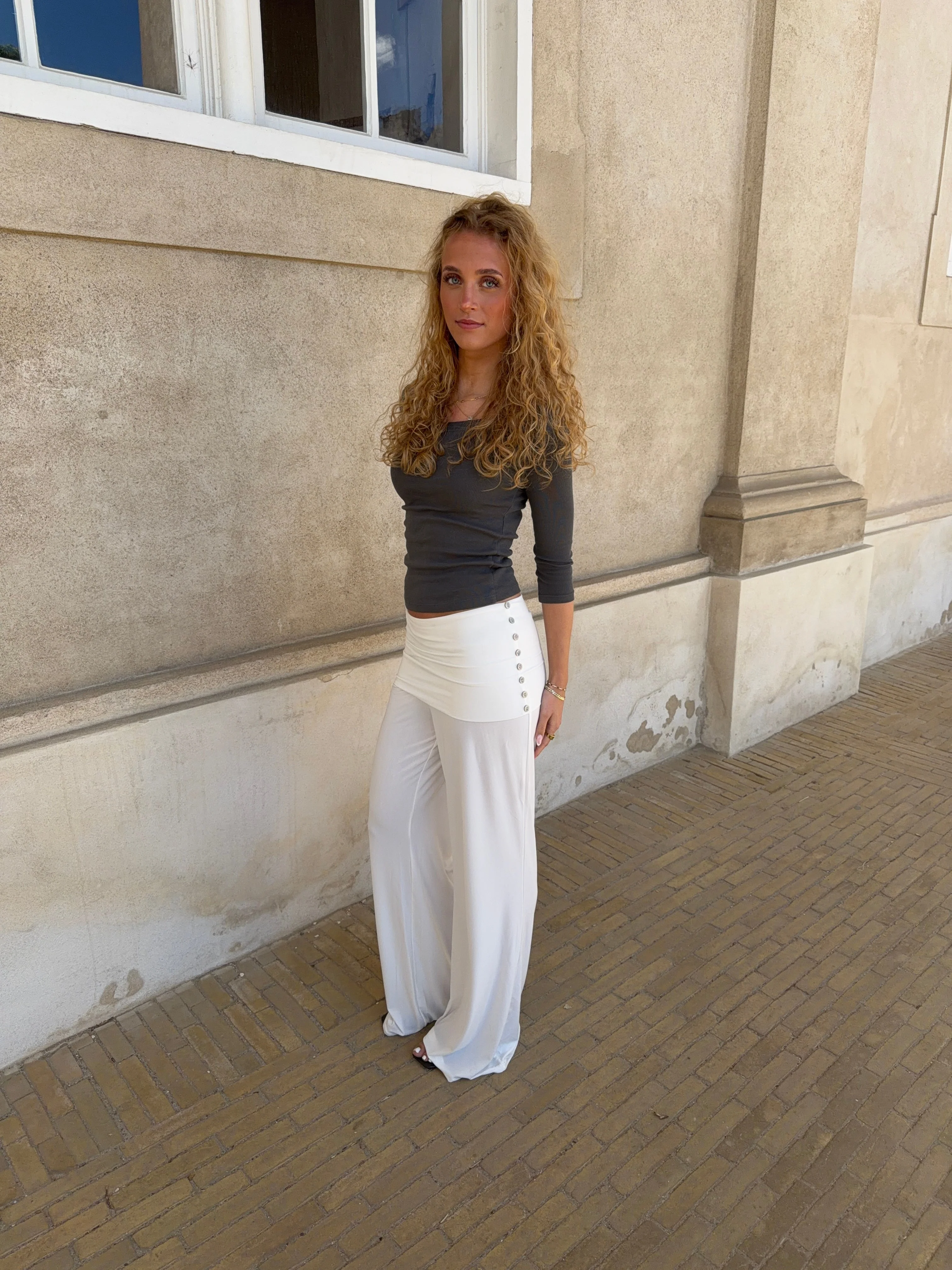 Tula trousers with pleat detail and buttons – White 12 Tula trousers with pleat detail and buttons – White