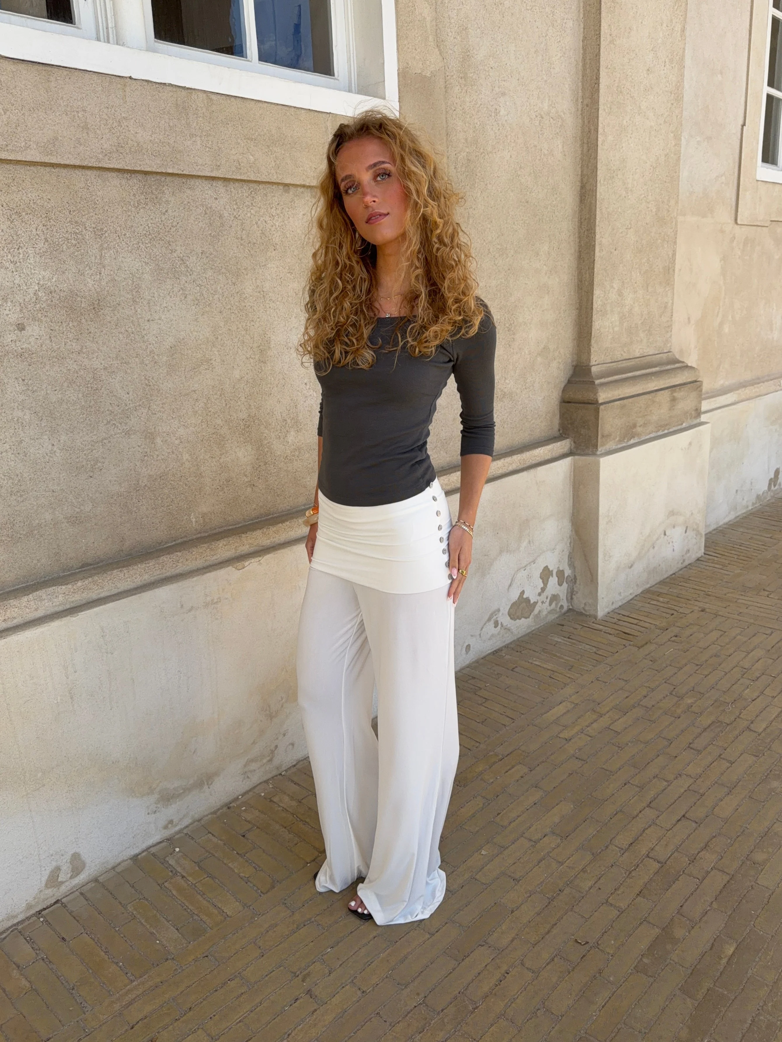 Tula trousers with pleat detail and buttons – White 7 Tula trousers with pleat detail and buttons – White