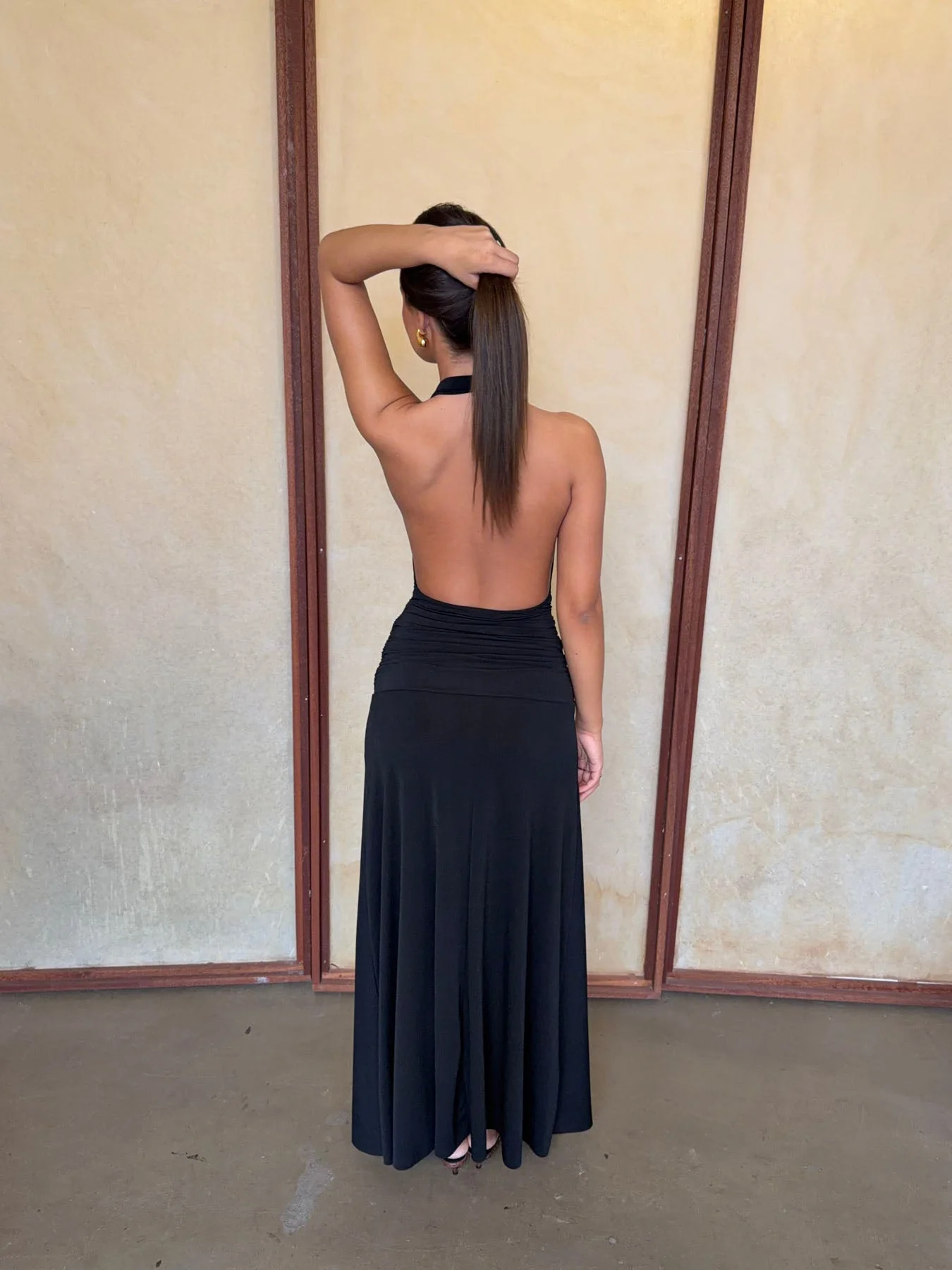 Redina dress with open back - Black 2 Redina dress with open back - Black