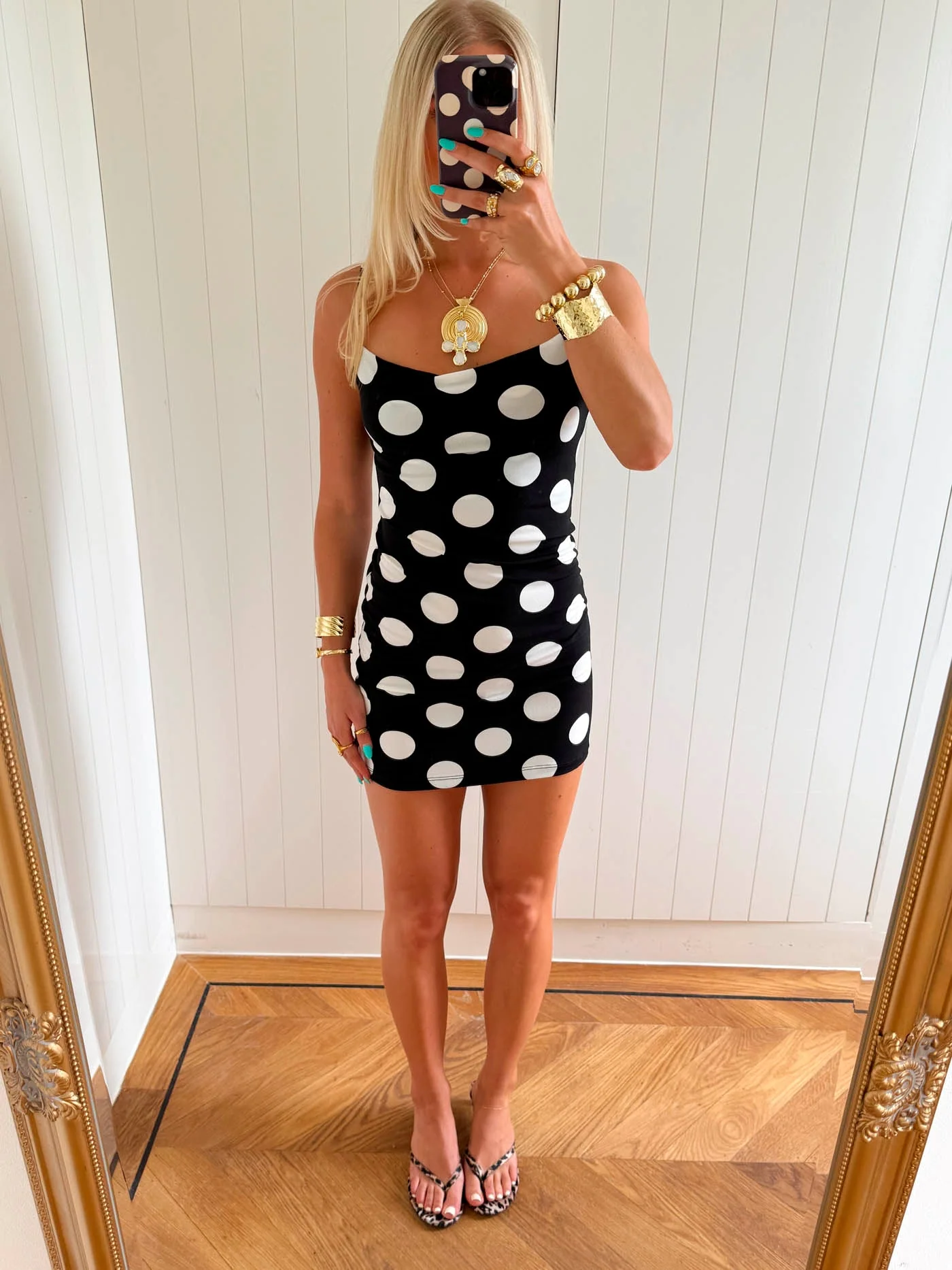 Scandivv mini dress with polka dots - Black/white 1 Scandivv mini dress with polka dots - Black/white
